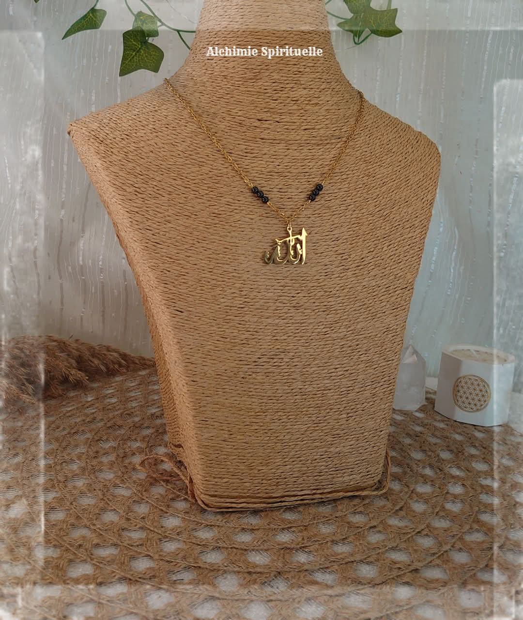 Collier Allah