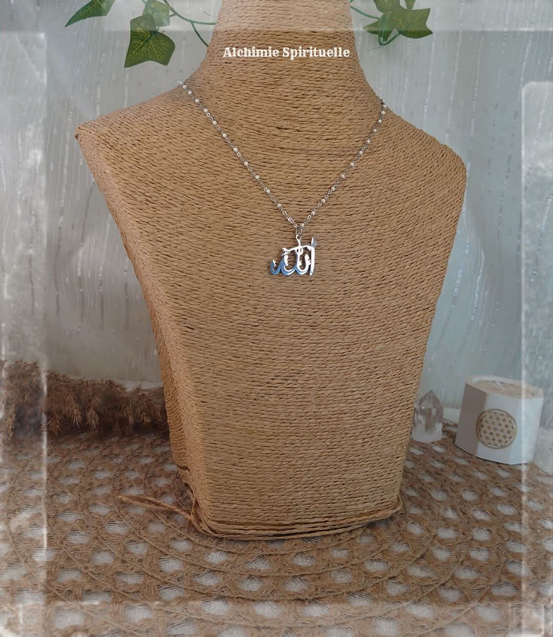 Collier Allah