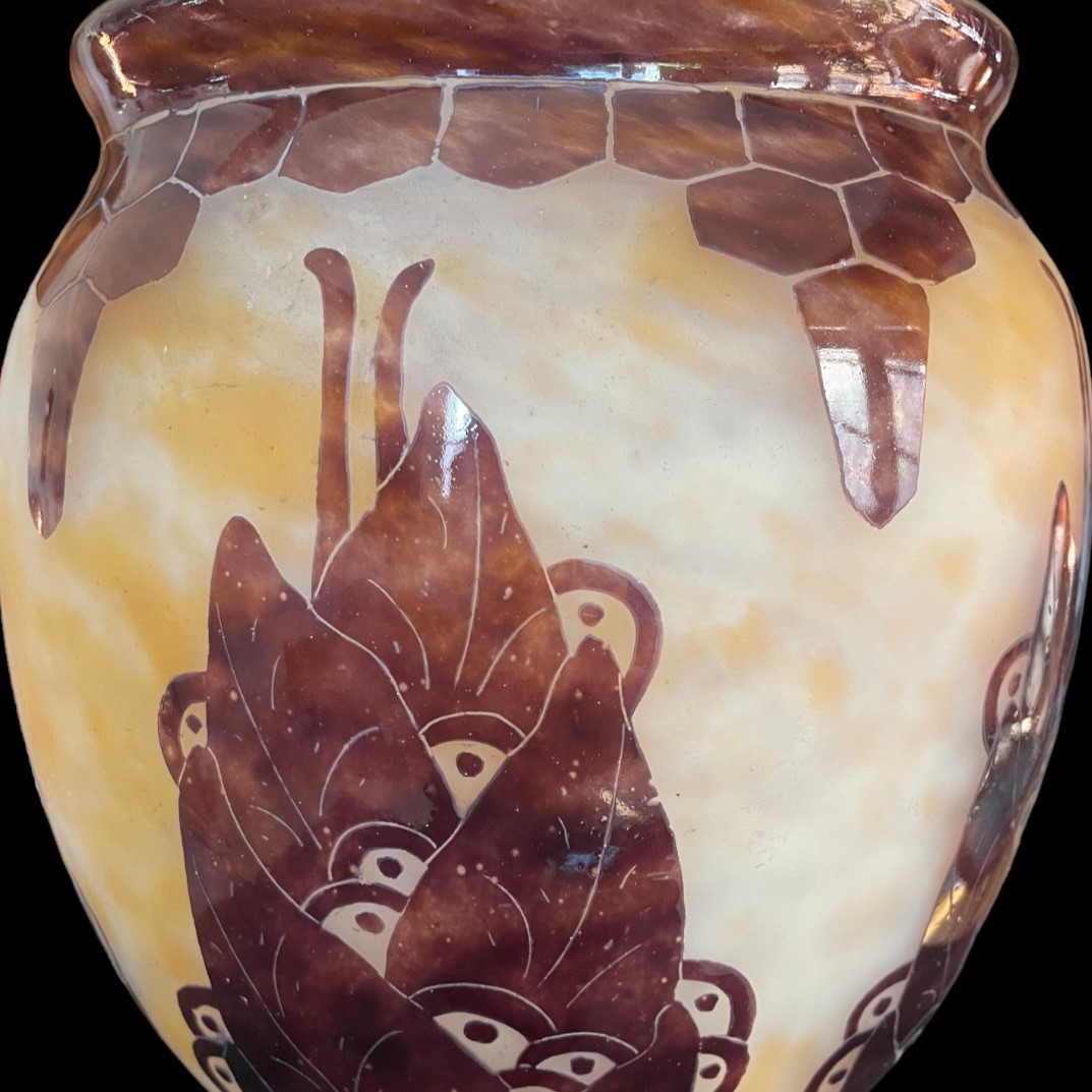 Vase décor Laurier Le Verre Français