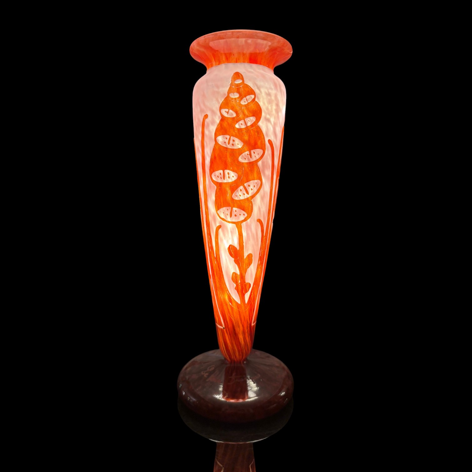 Petit vase Le Verre Français décor aux Digitales
