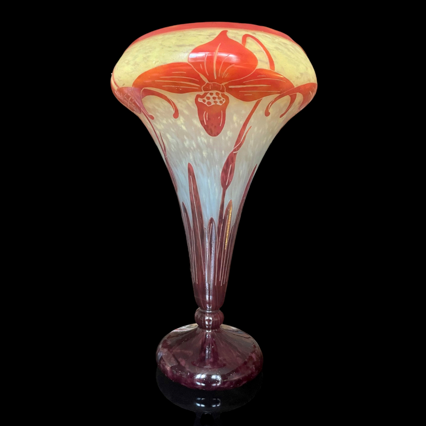 Très beau vase Orchidées Le Verre Français