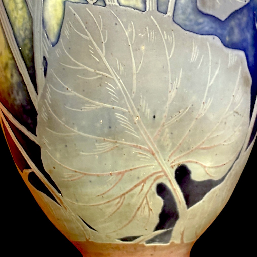 Vase Art Nouveau aux cinéraires de Daum