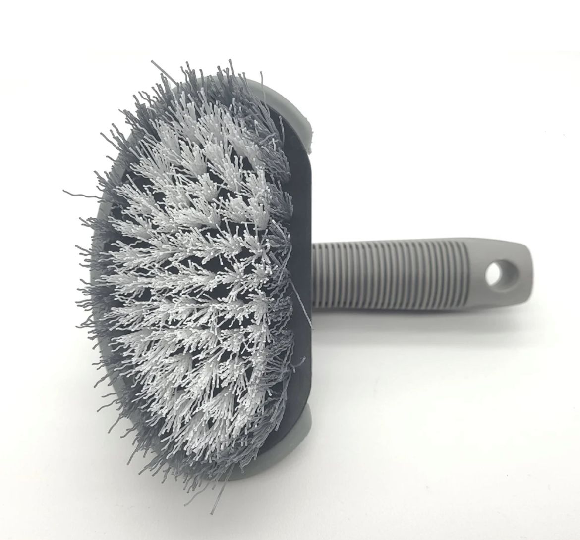 Stiff Synthetic Bristles, L Design, Clean Your Tires with Ease