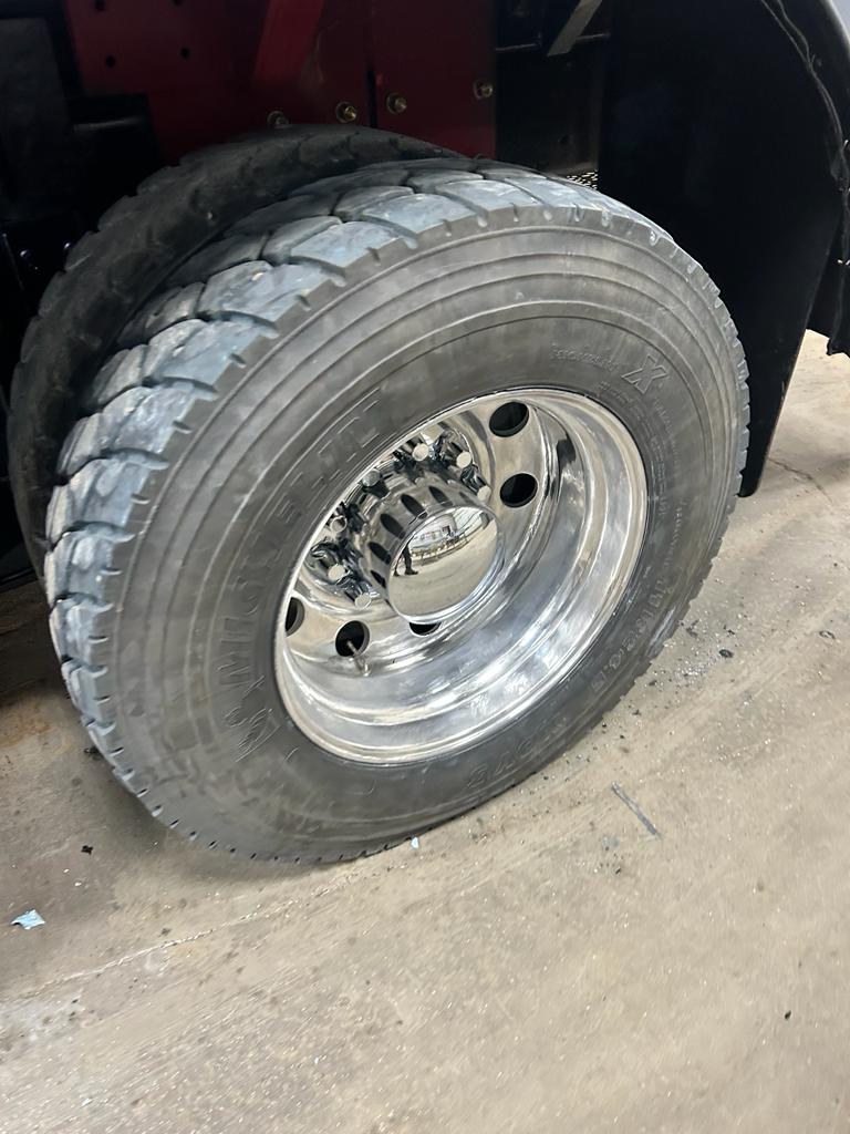 Aluminum Polishing- Semi truck Polishing-Metal Polishing