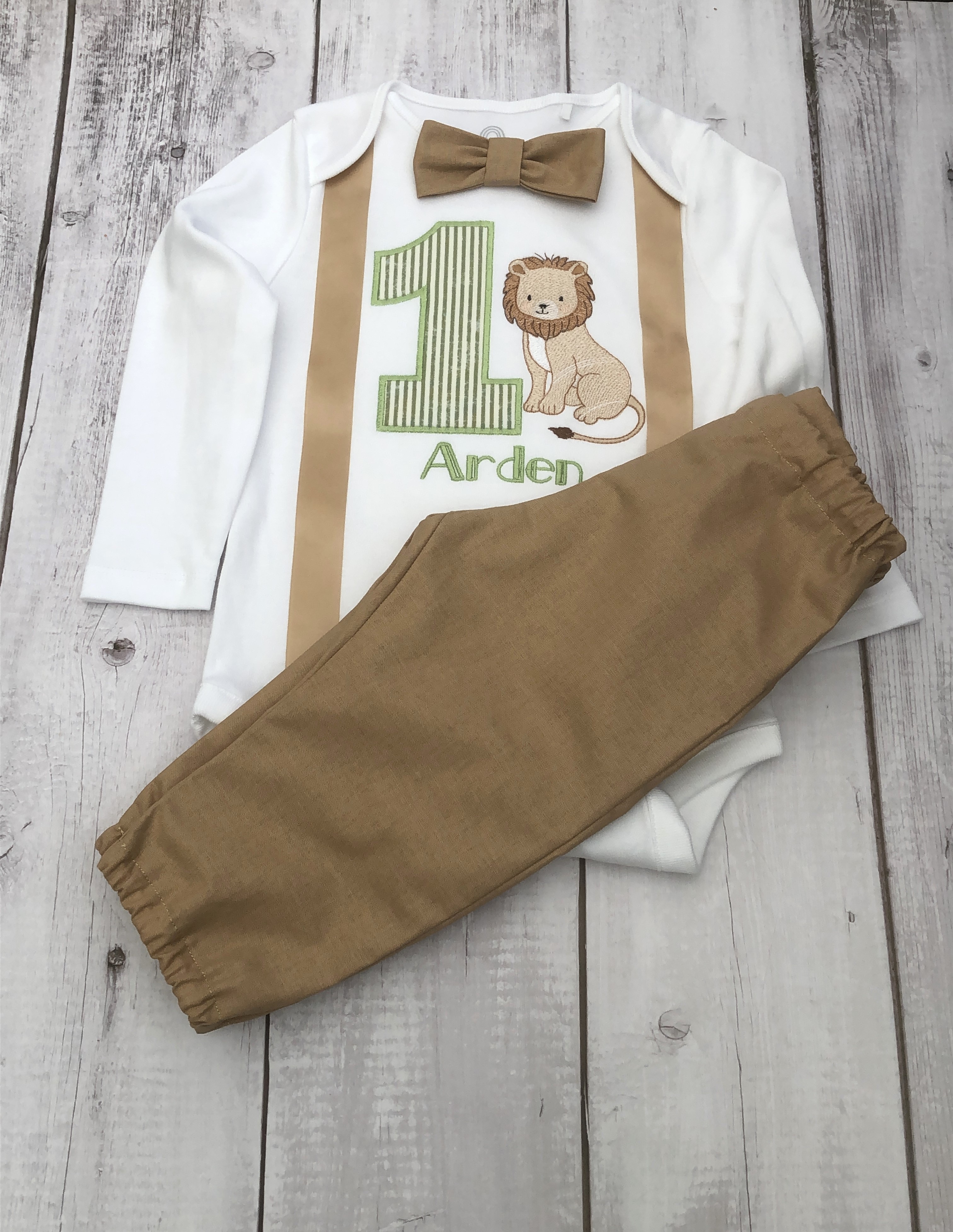 Boys lion birthday outfit - Tan