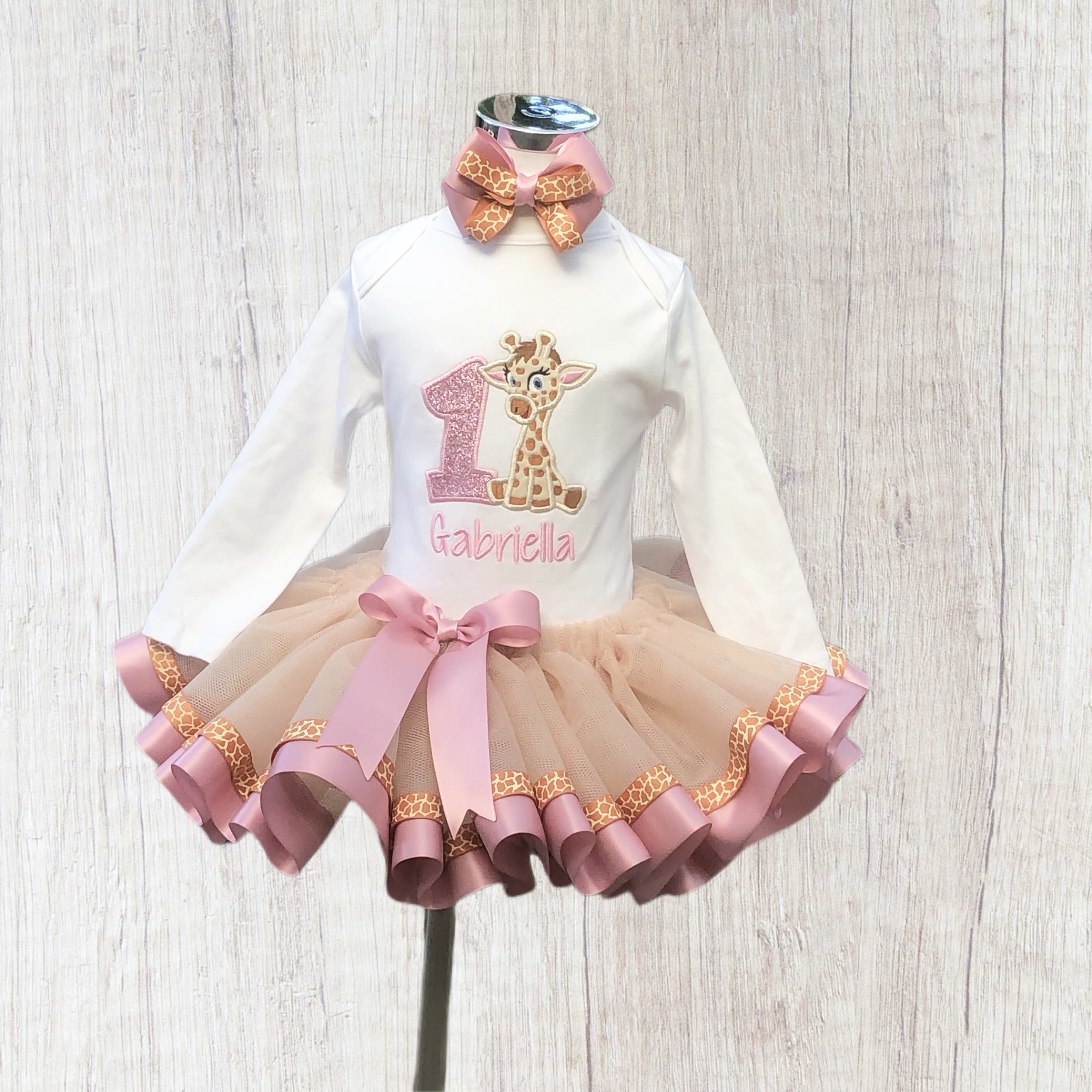 Personalised girls giraffe birthday outfit