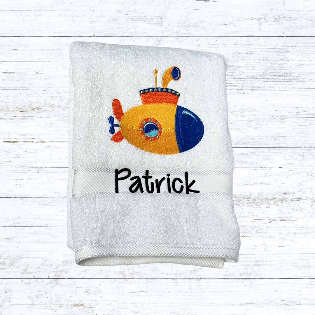 Personalised embroidered bath towels for kids - Submarine