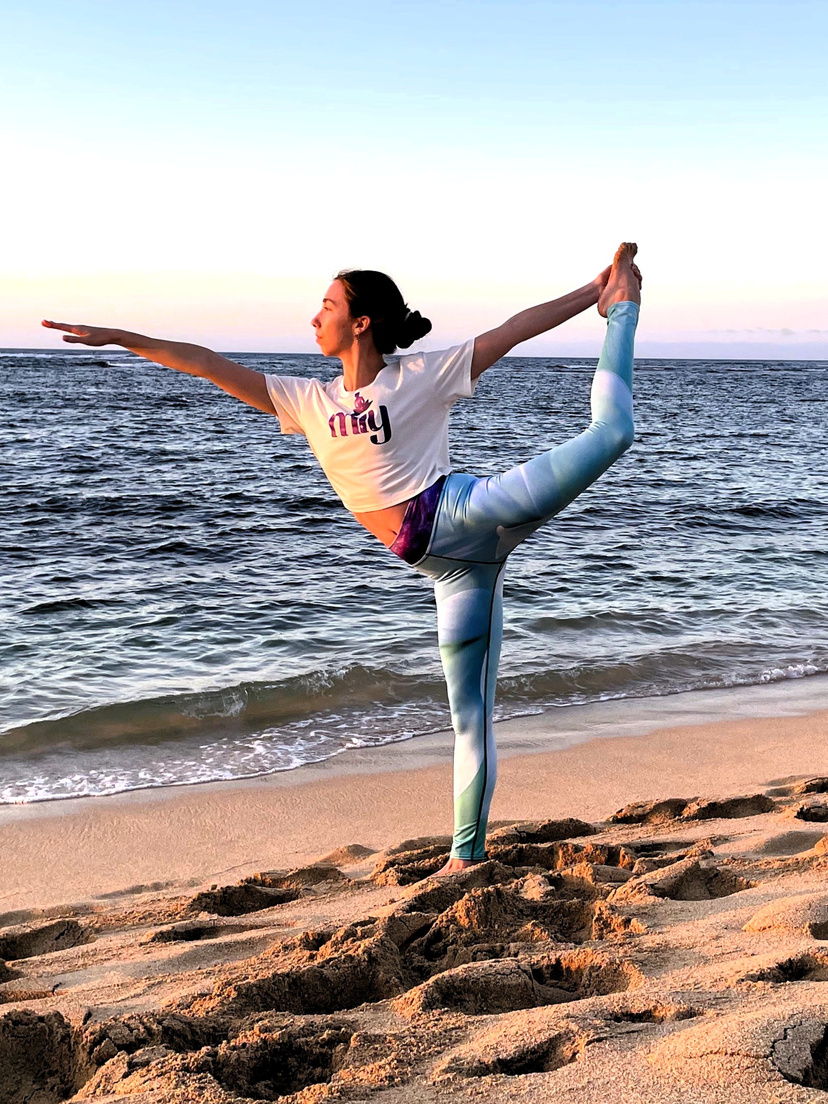 The miy Universal Bloom Yoga Legging