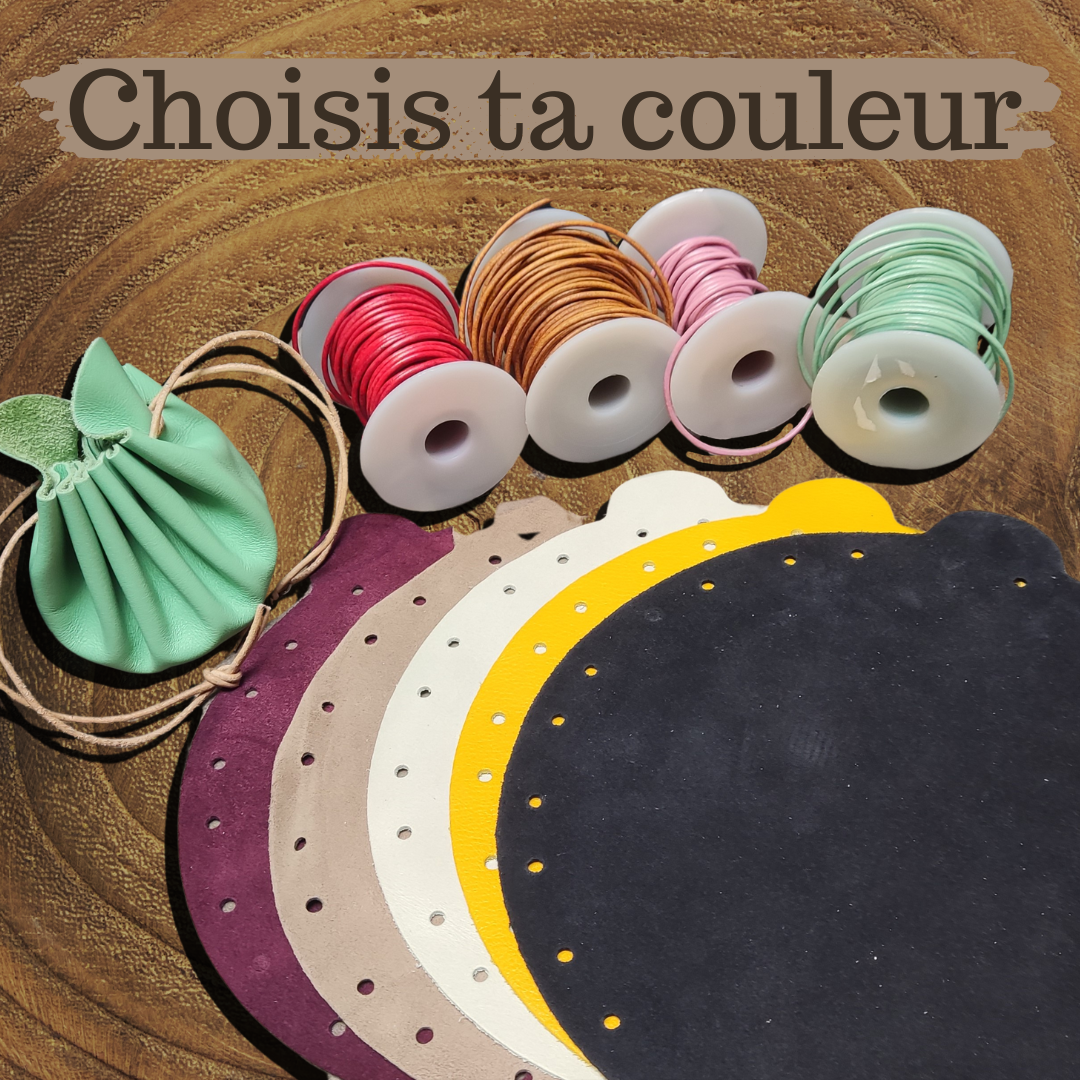 Bourse renforcée décorée