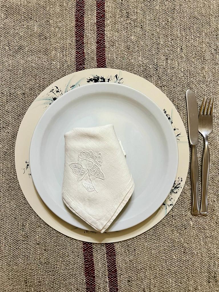 Platos de sitio MANO