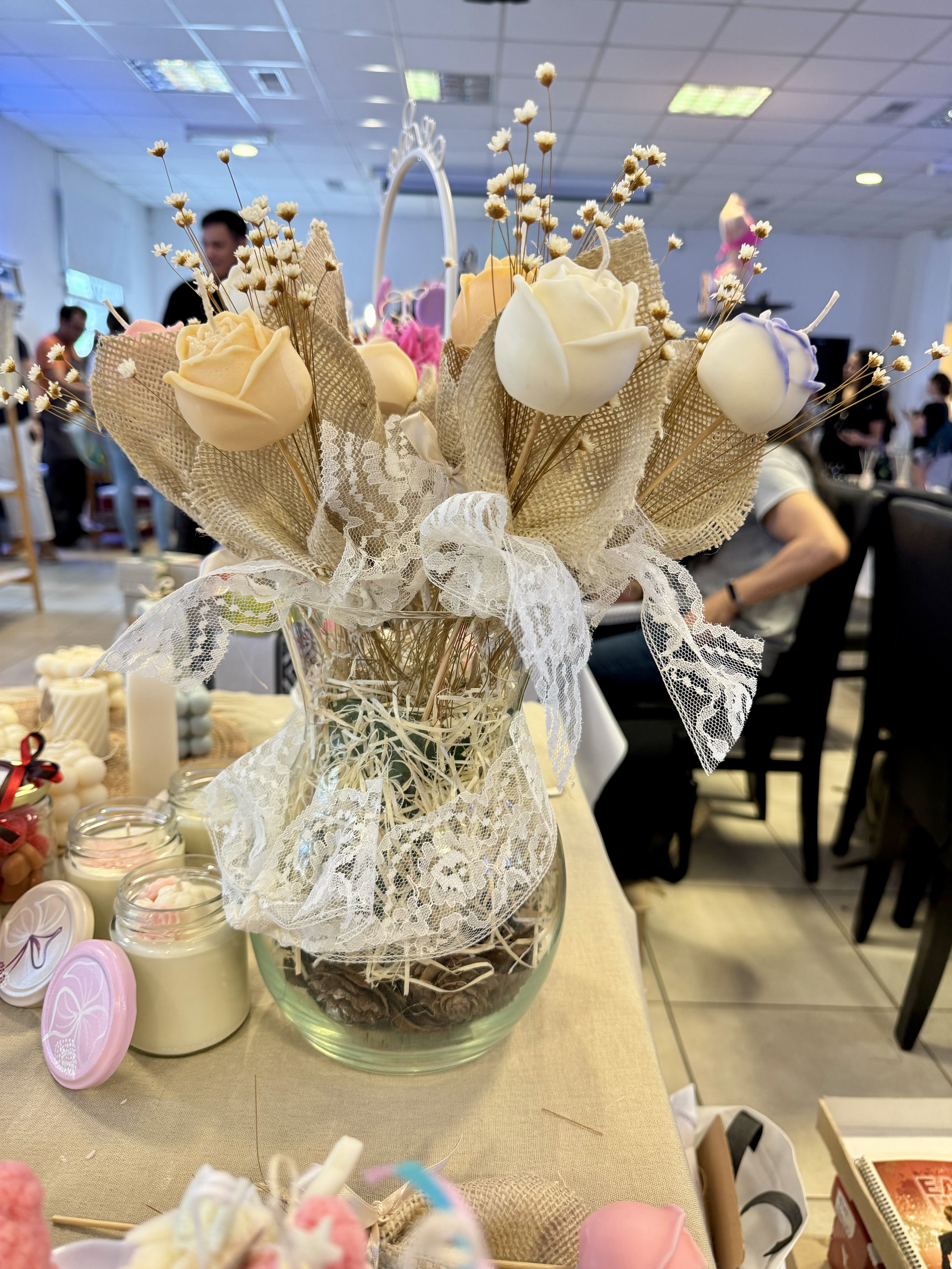 Velas MANO Rosas en varilla