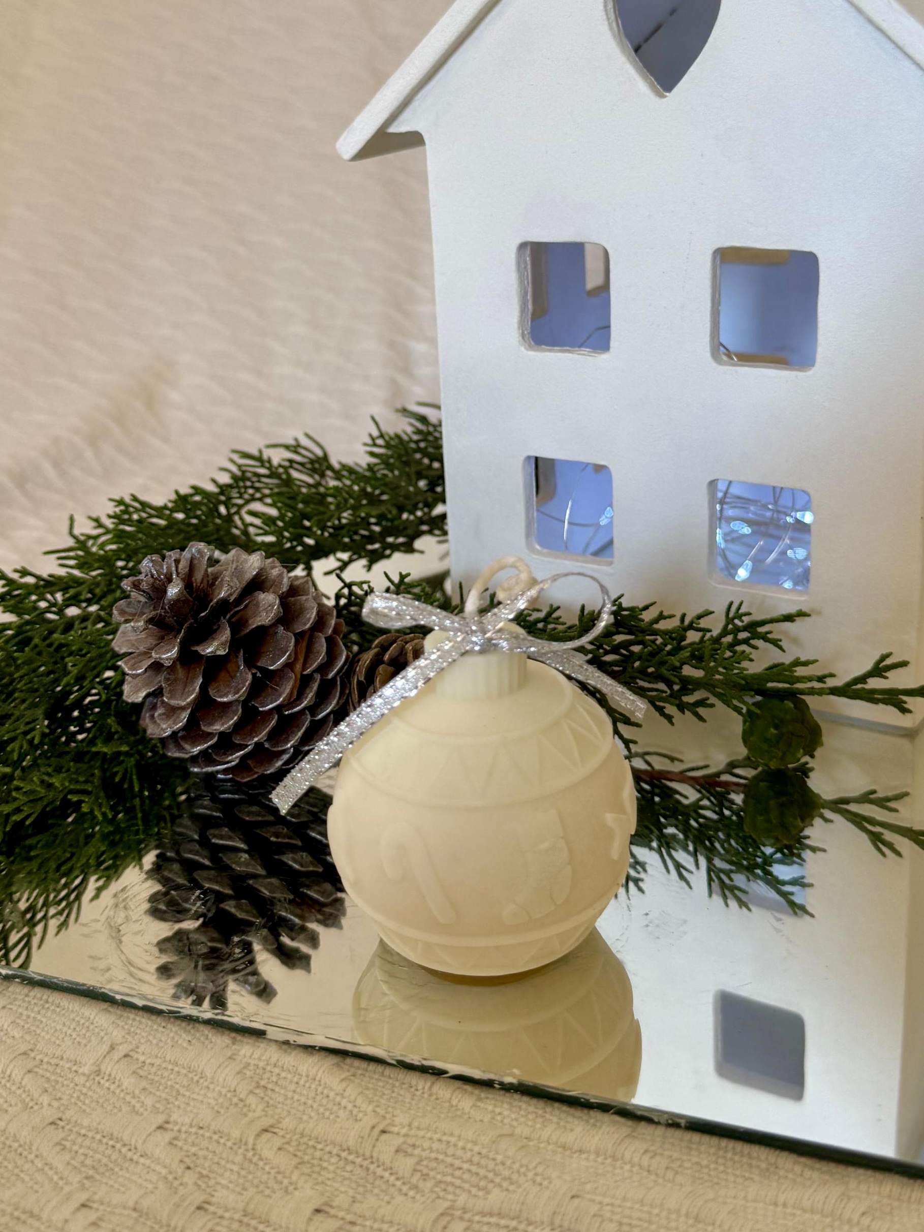 Velas MANO Bolas Navideñas