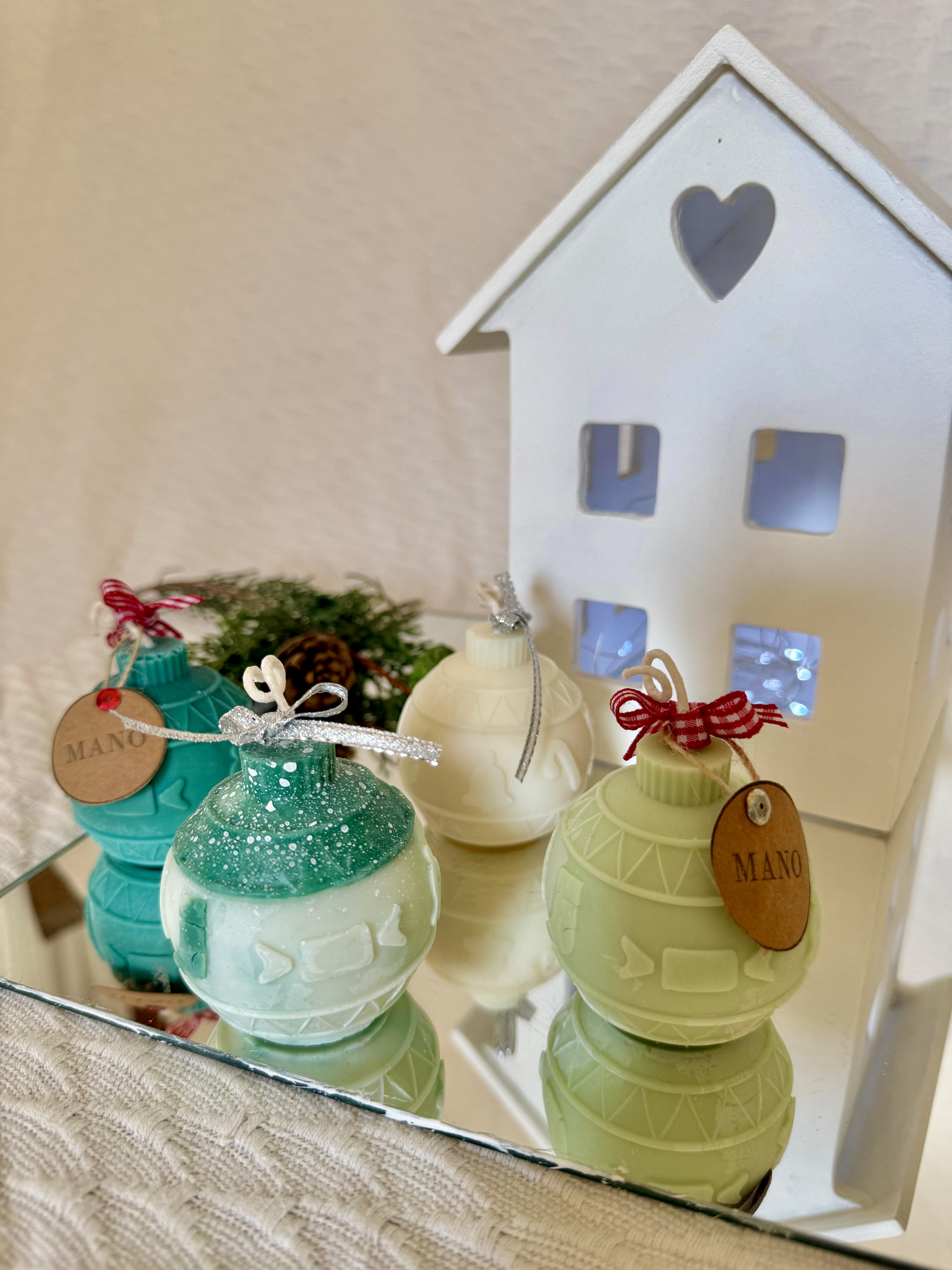 Velas MANO Bolas Navideñas