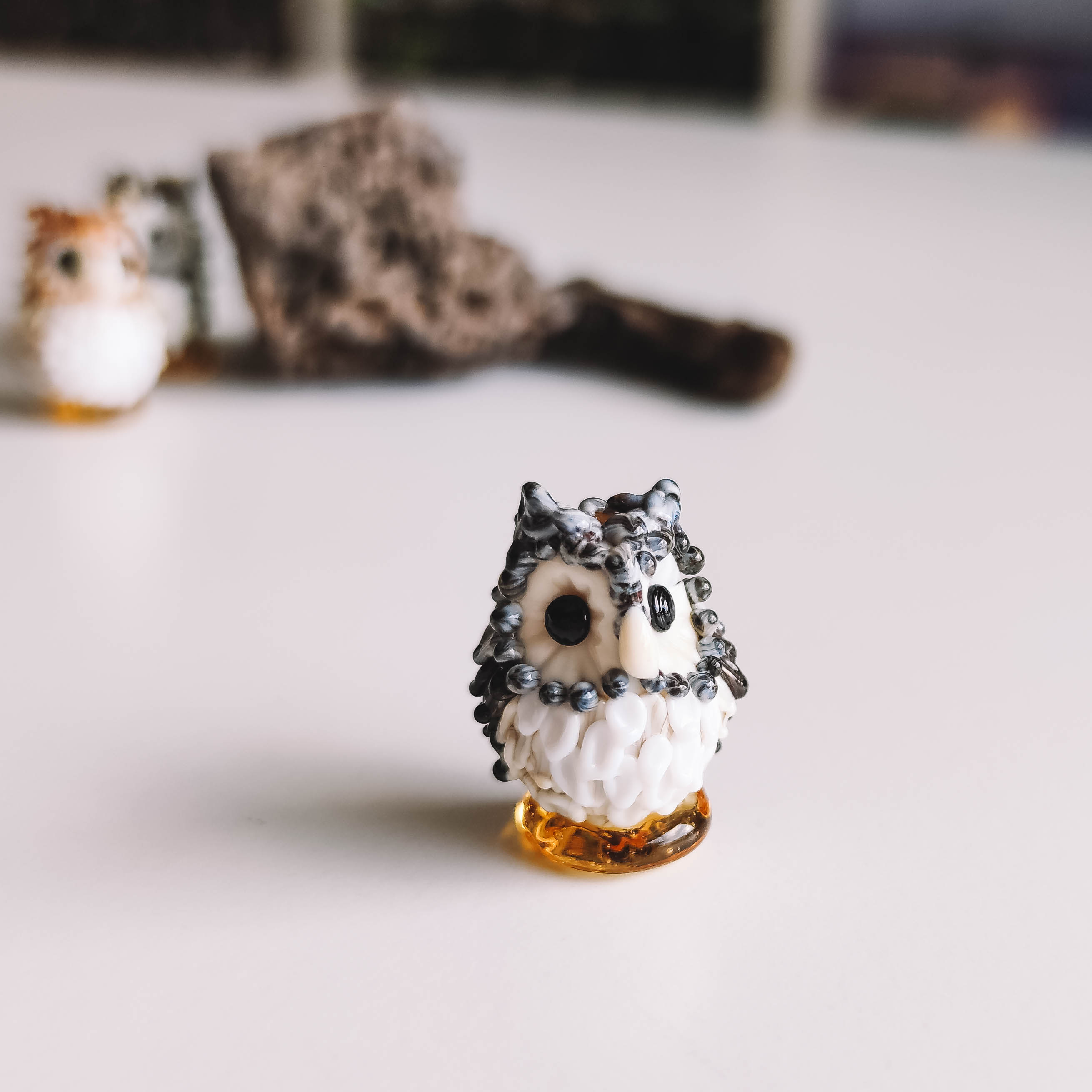 Owl sculpture 