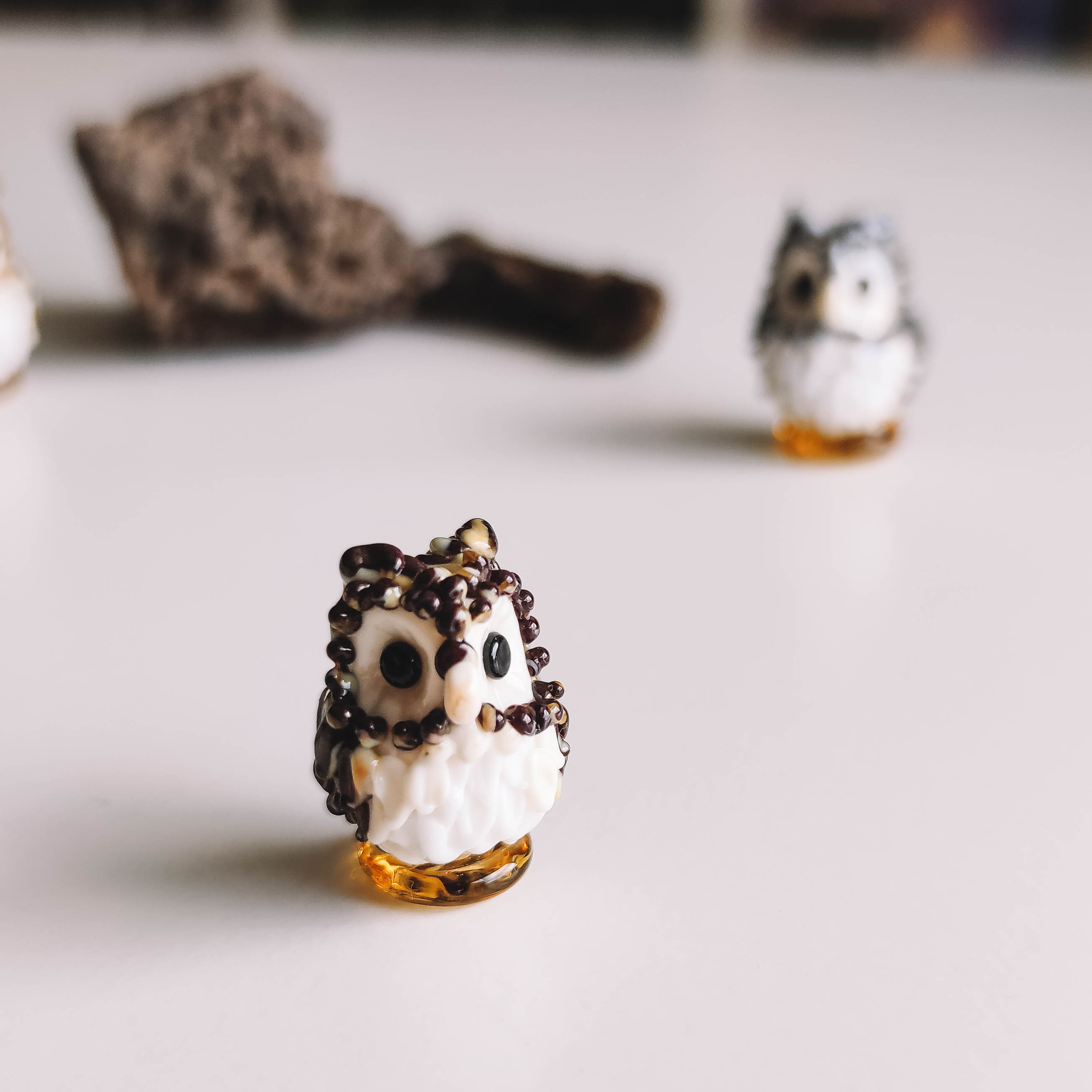 Owl sculpture 