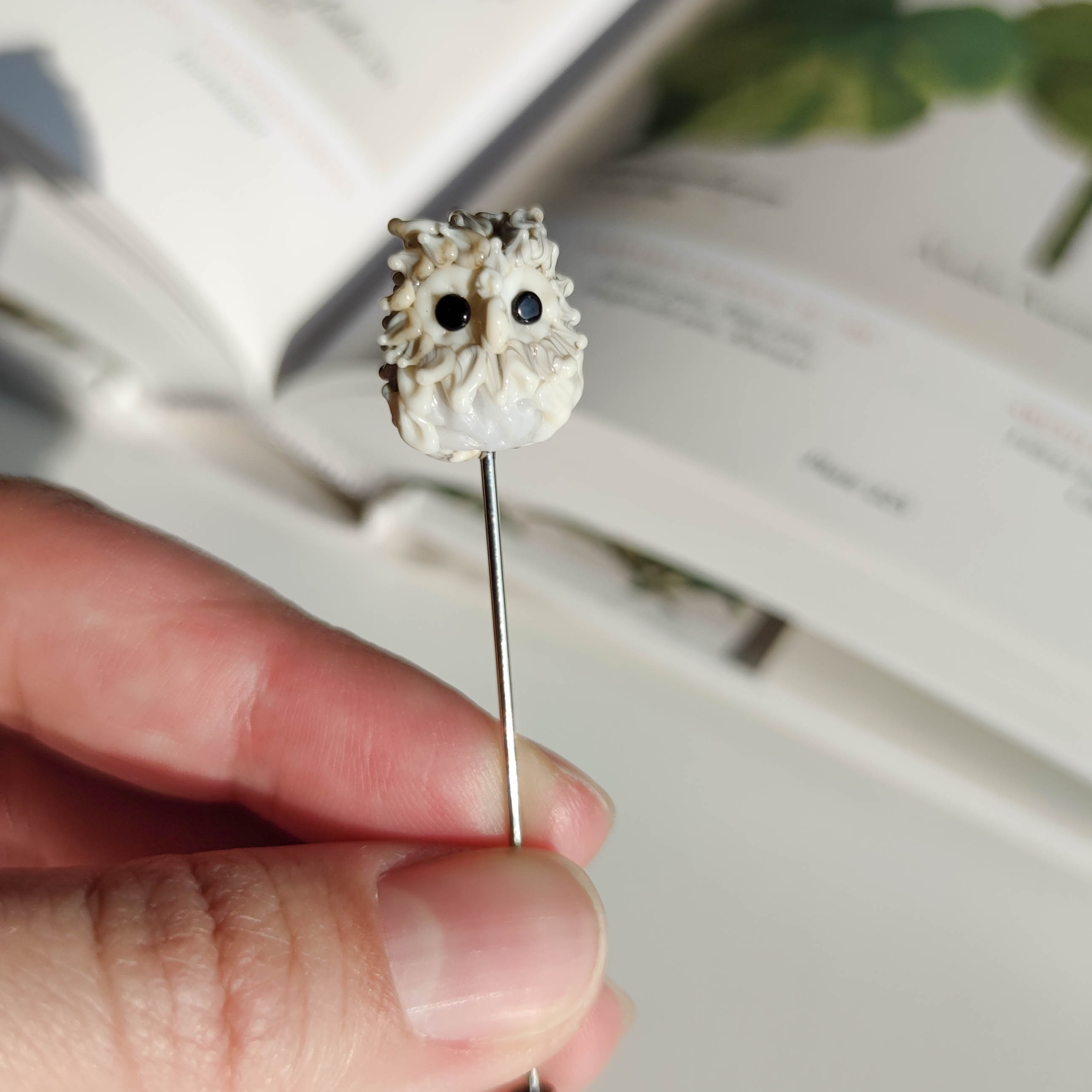 Small owl pin