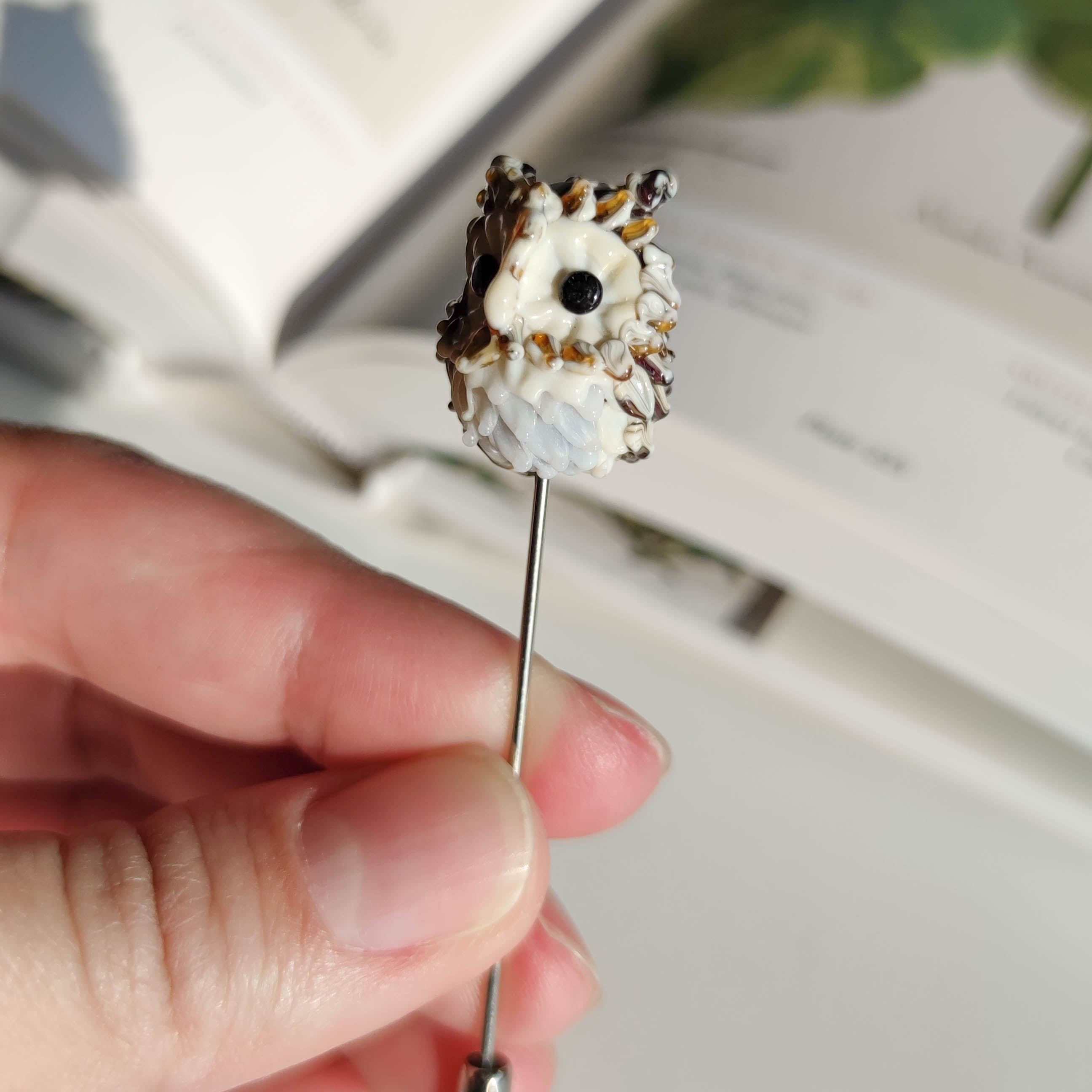 Owl pin