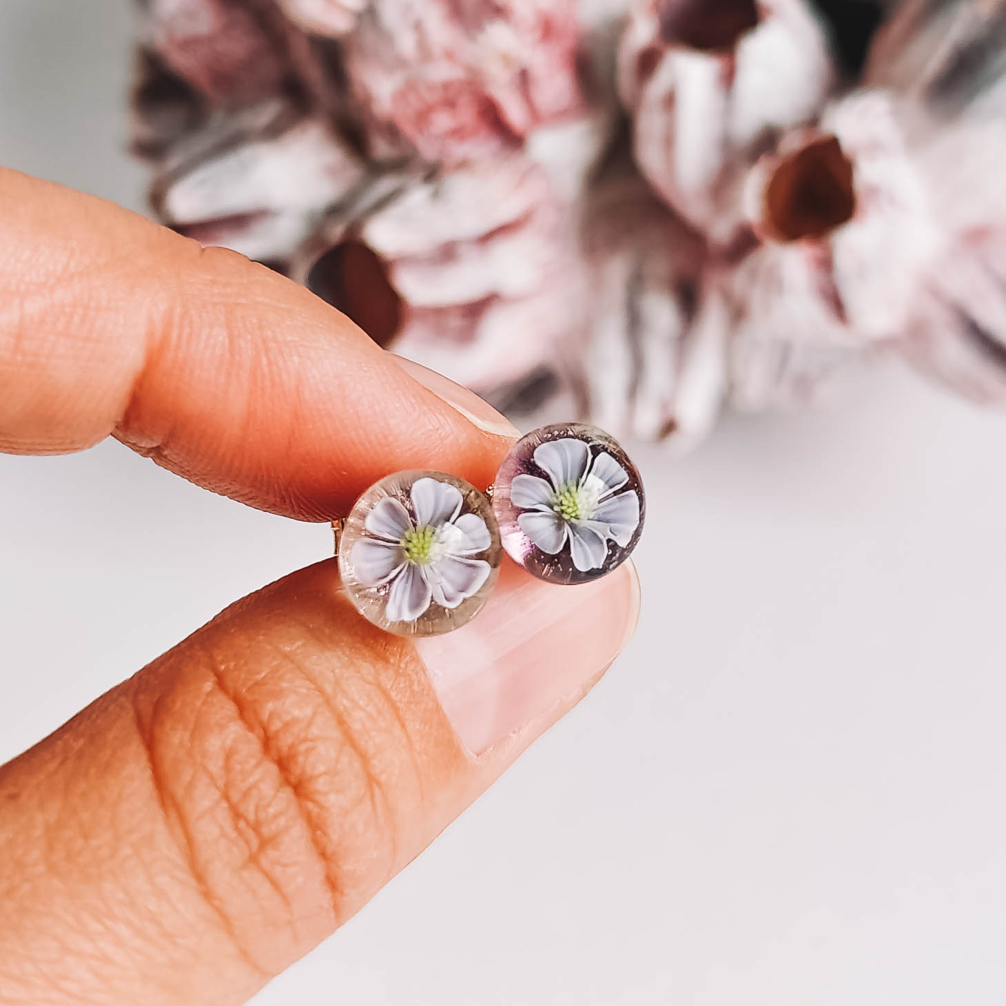 Flower studs