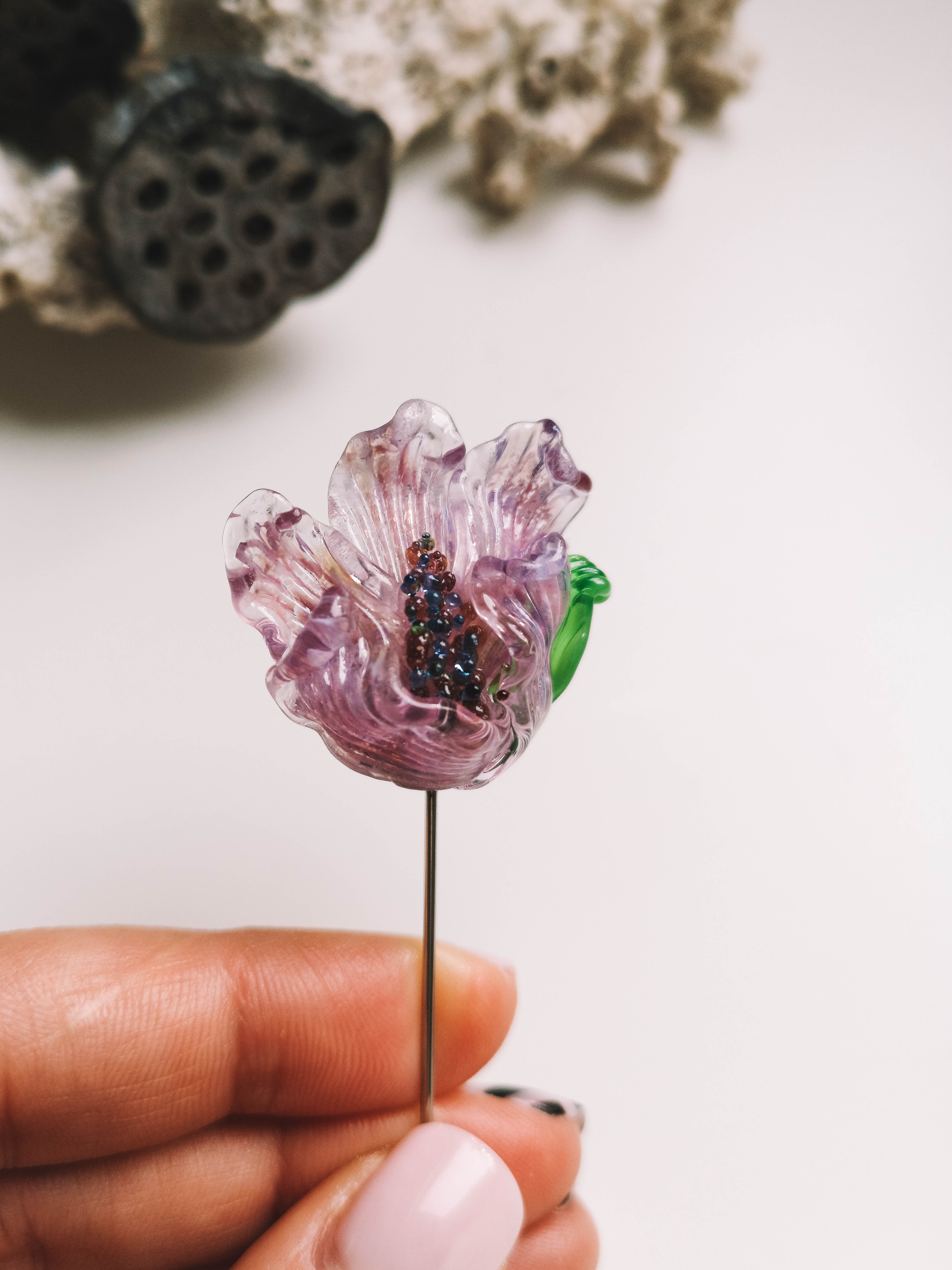 Flower pin