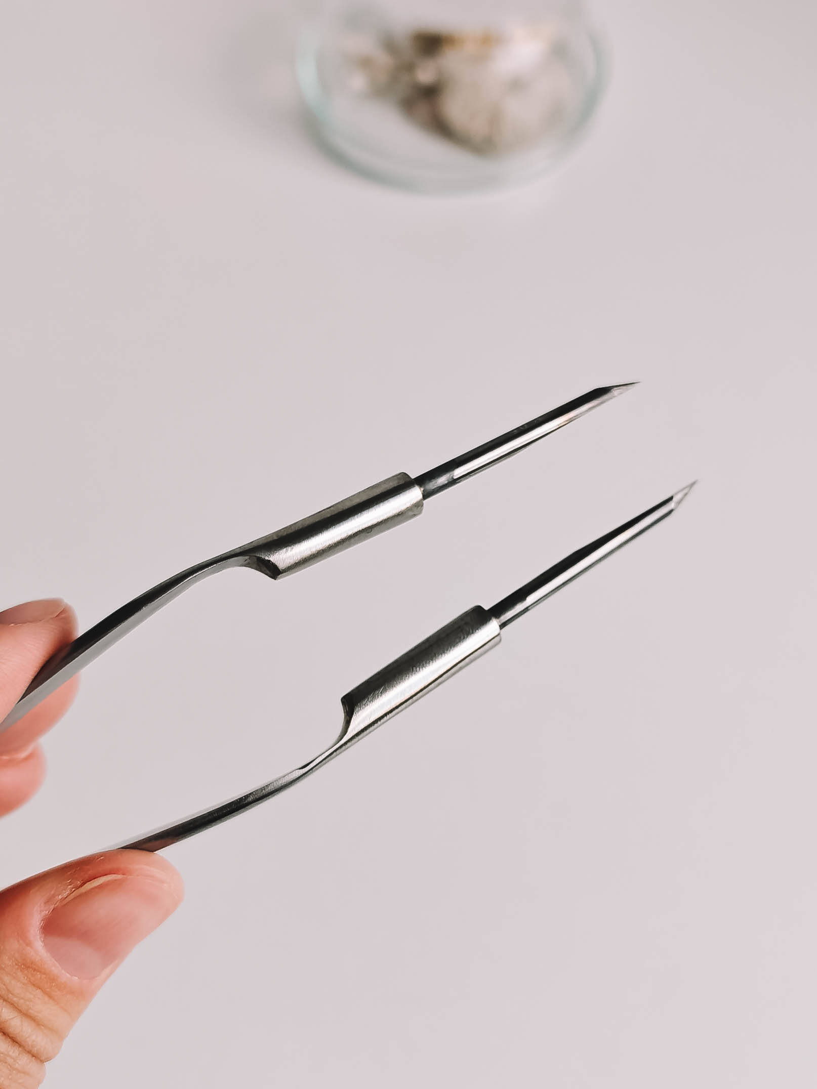 Curved Tungsten Tip Tweezers