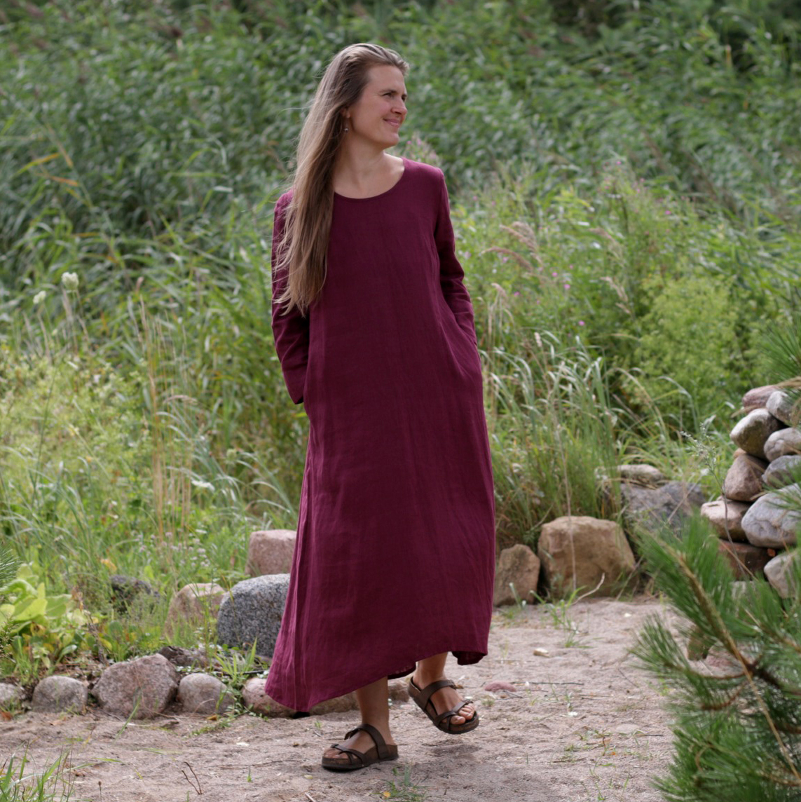 Lininė suknelė 3/4 rankovėmis