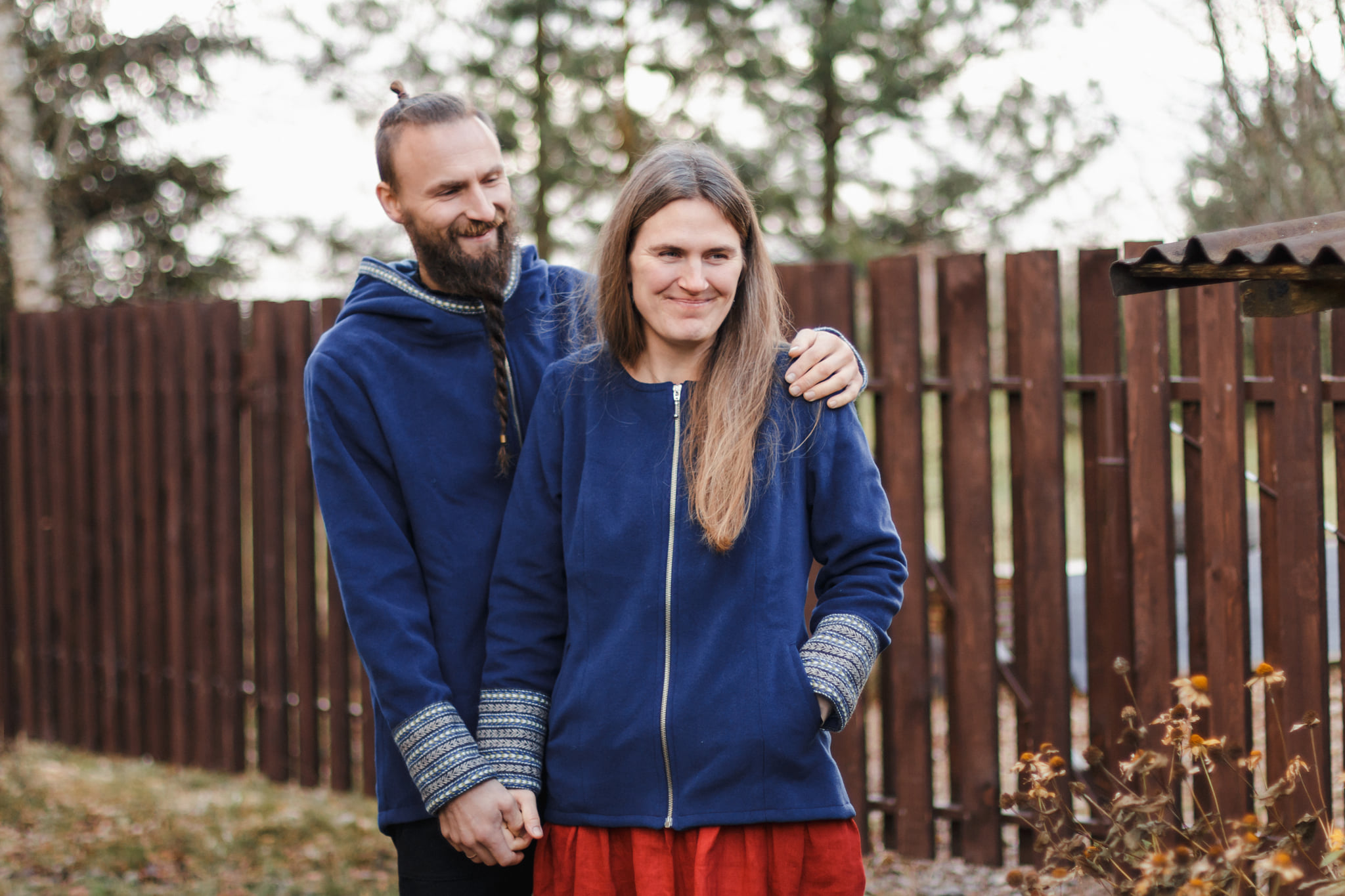 Vilnonis moteriškas švarkelis su užtrauktuku