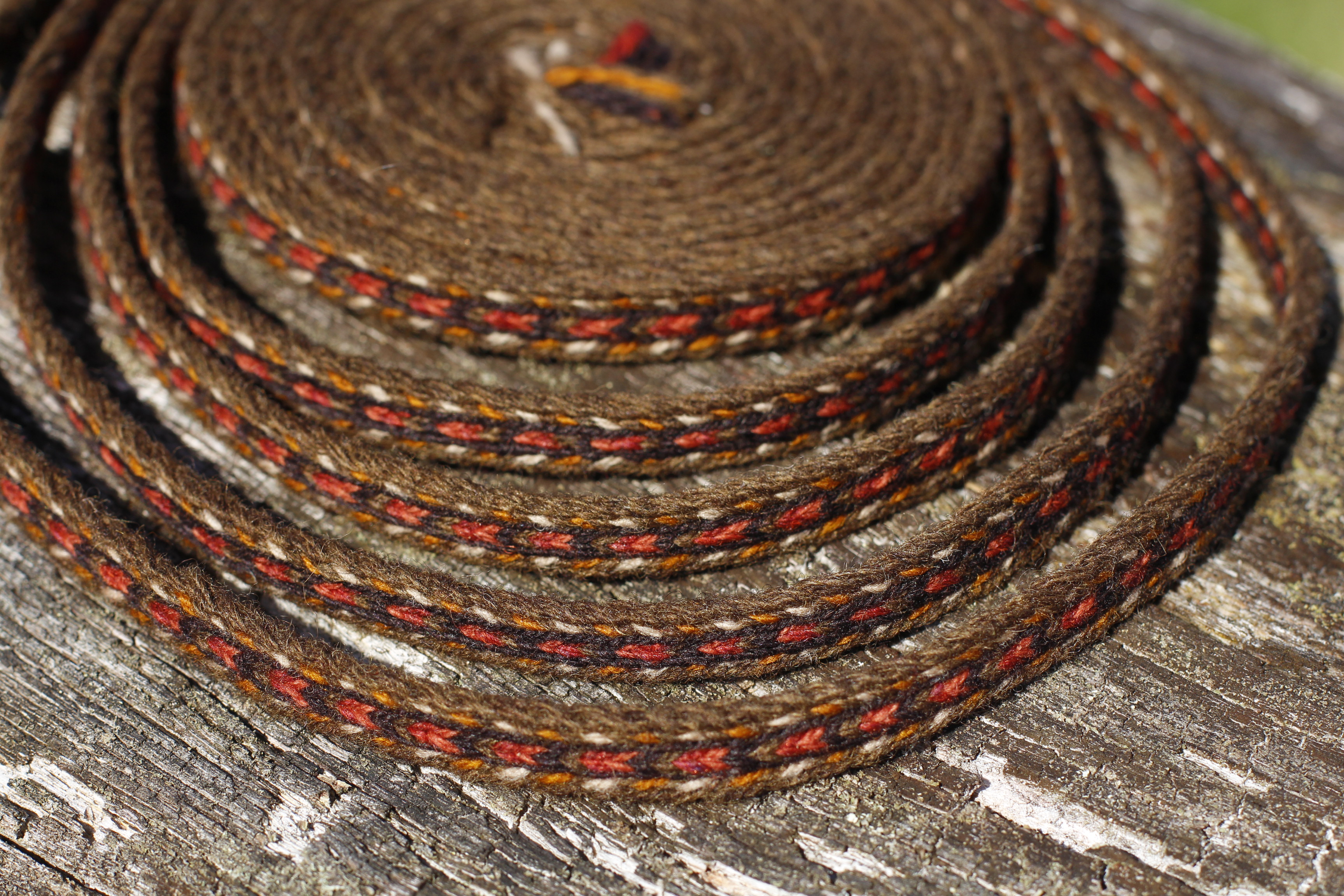 Woven band 41 / Width 1 cm