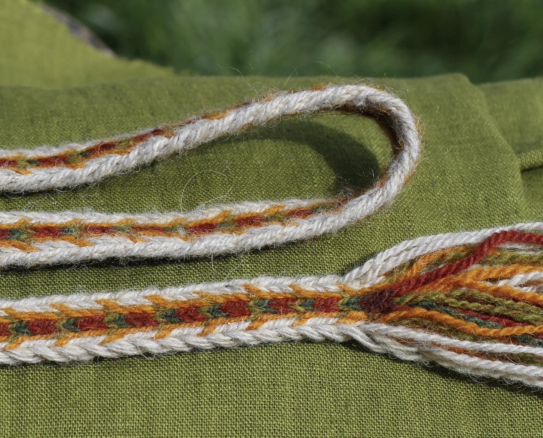 Woven band 39 / Width 1 cm