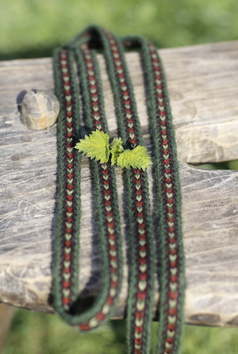 Woven band 30 / Width 1 cm