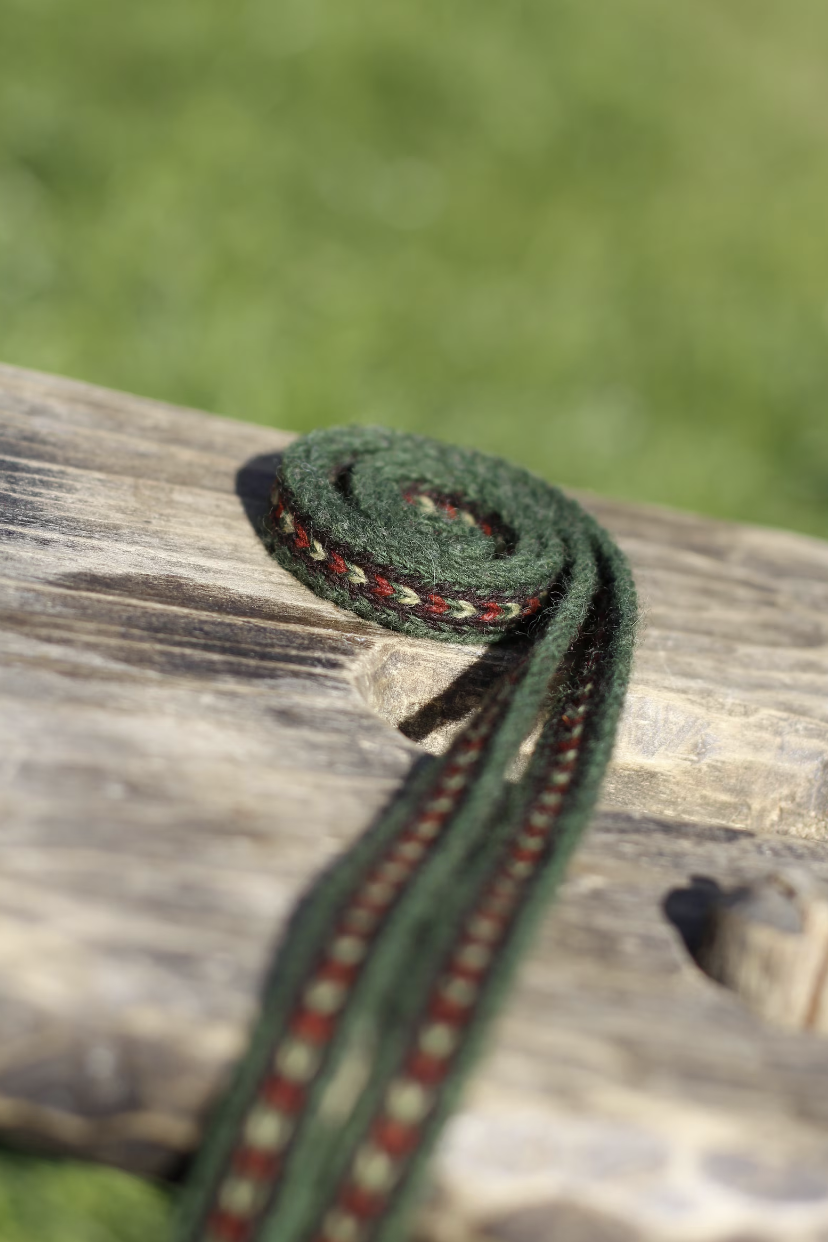 Woven band 30 / Width 1 cm