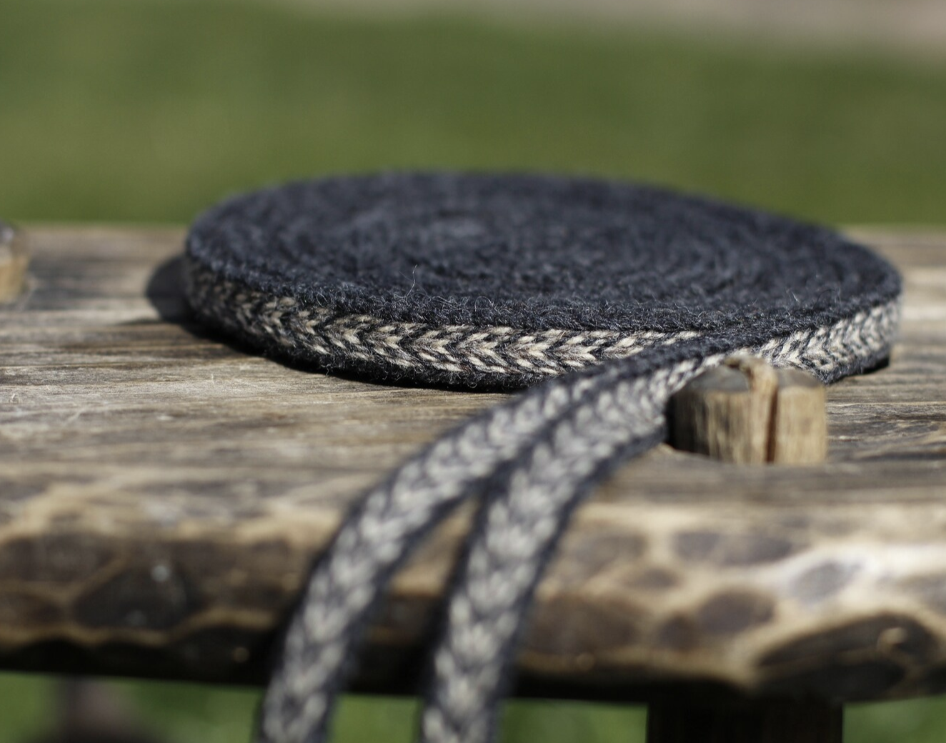Woven band 29 / Width 1 cm