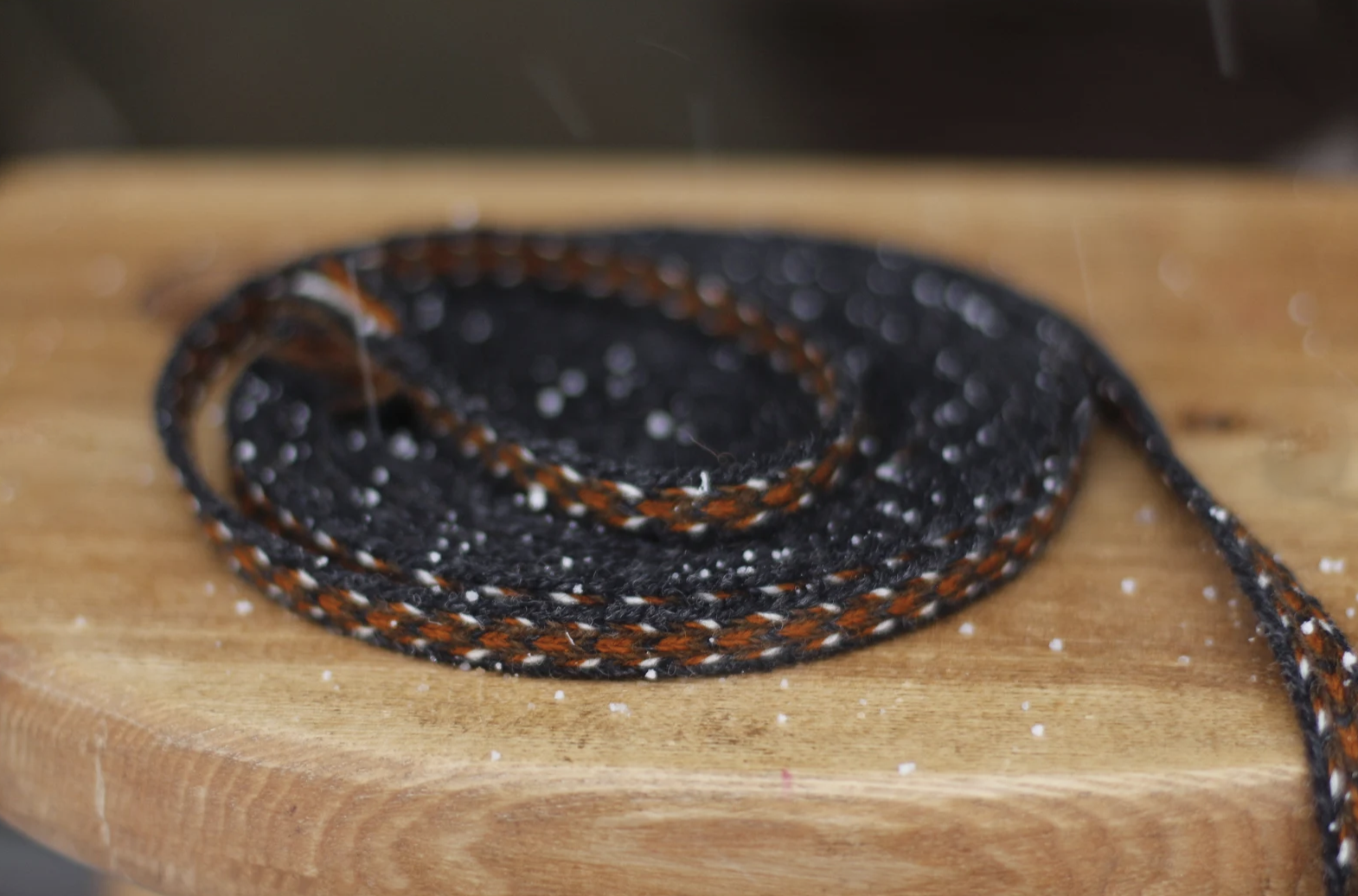 Woven band 26 / Width 1 cm