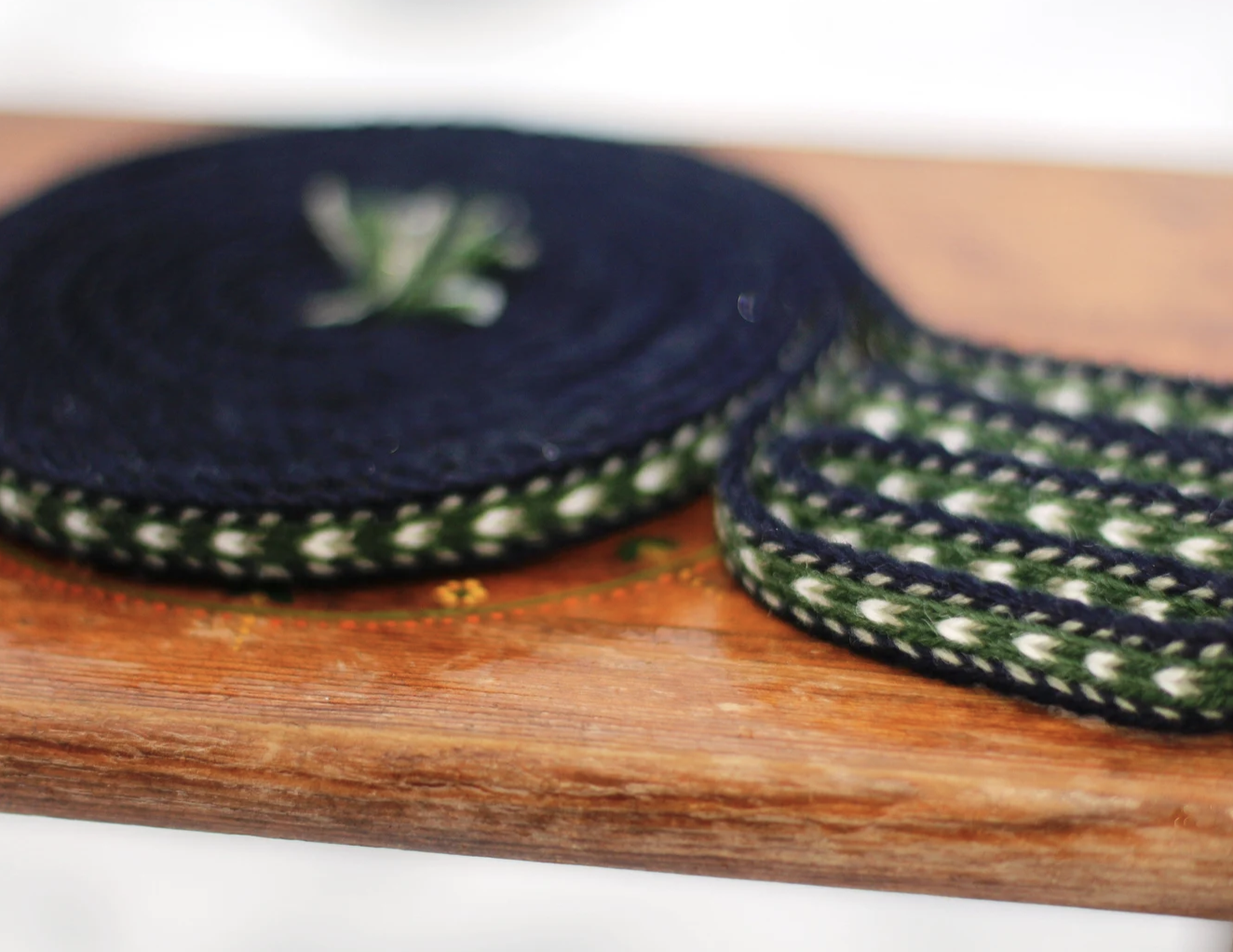 Woven band 25 / Width 1 cm