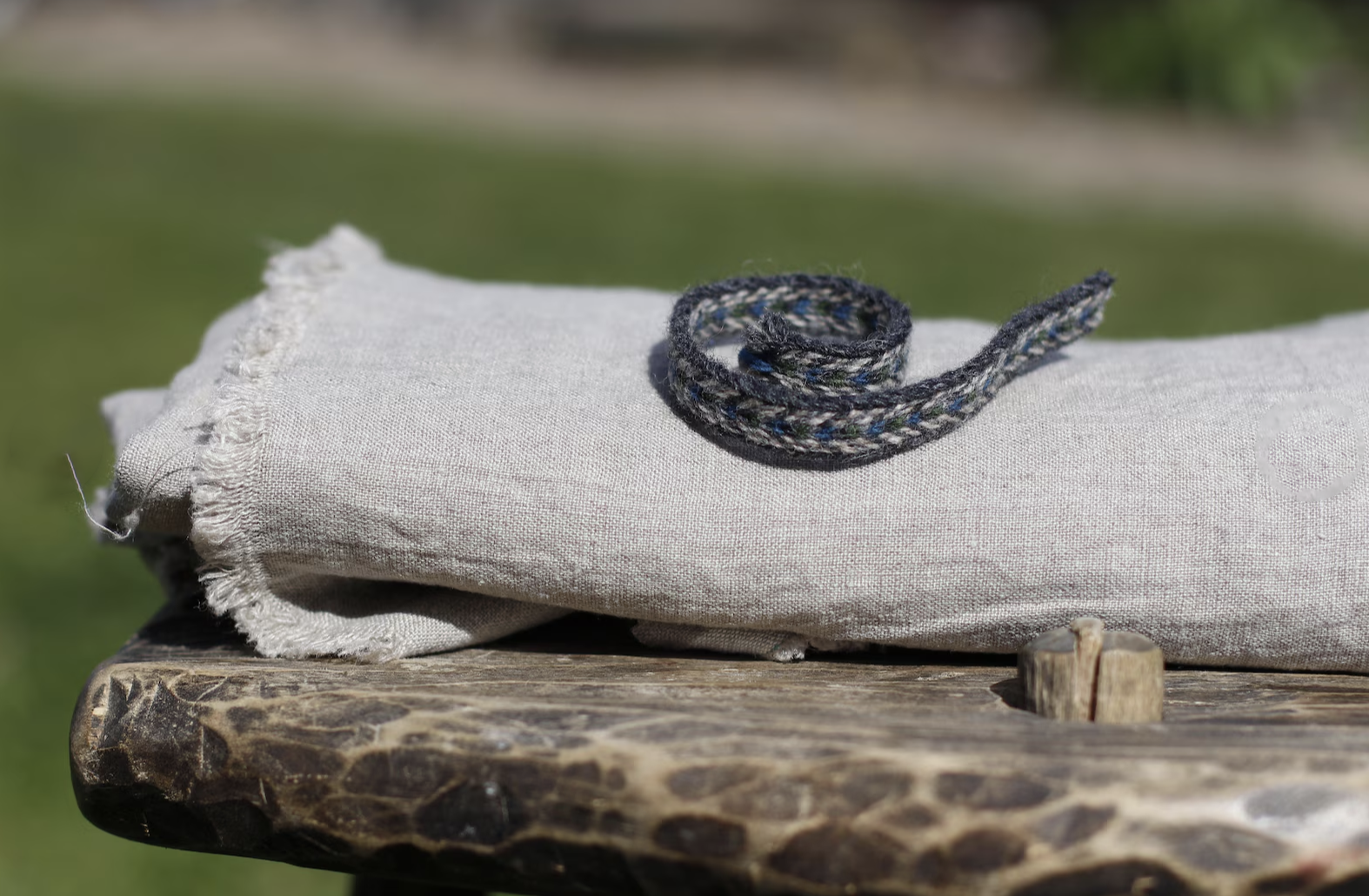 Woven band 12 / Width 1 cm