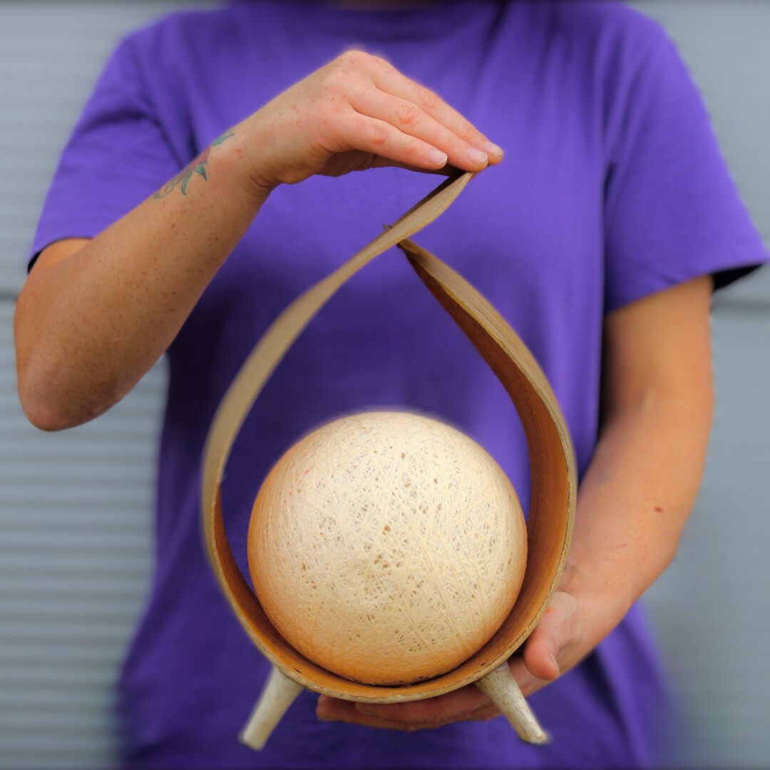 Lampe naturelle coco design -  Un brun de flamme 