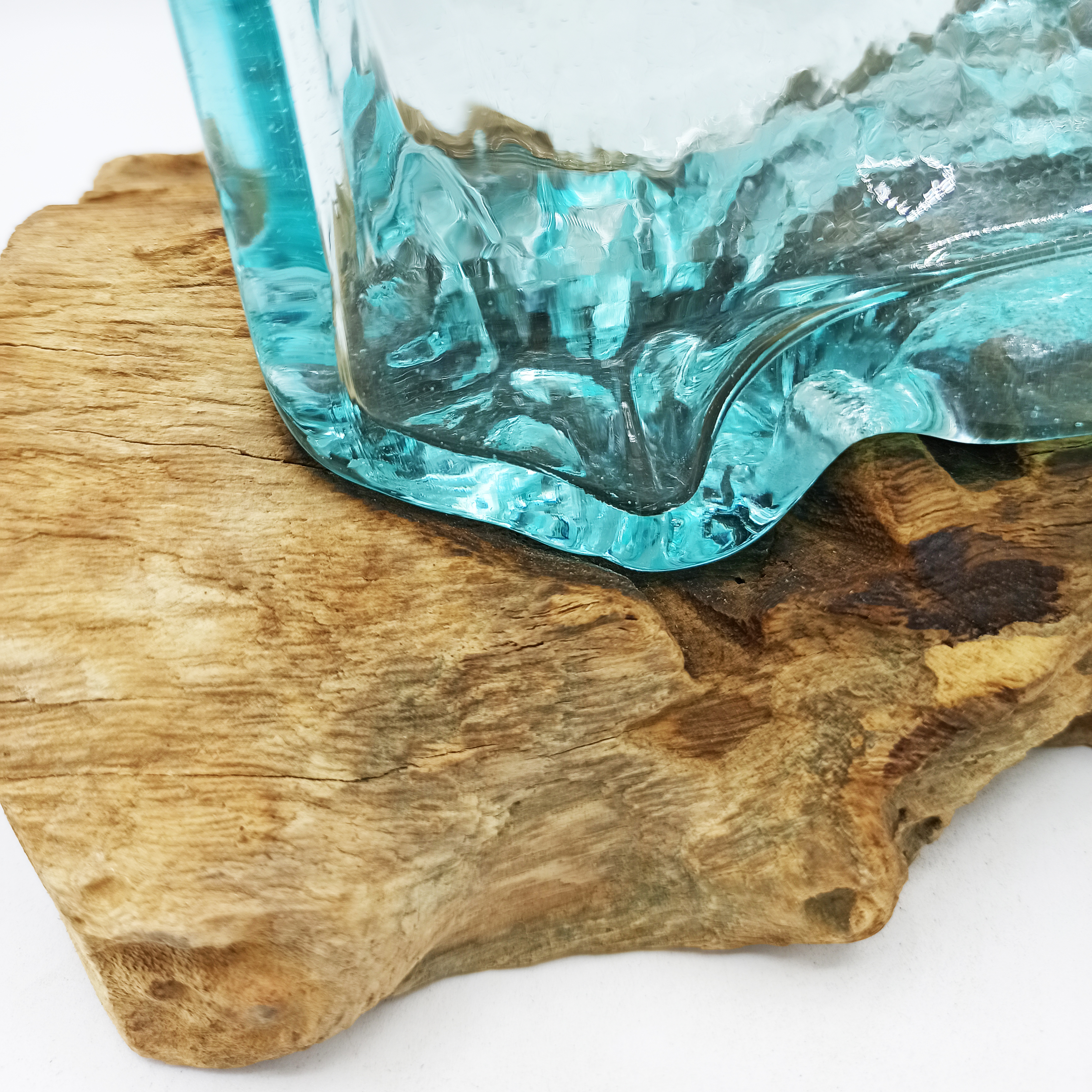 Aquarium en verre soufflé sur bois rustique - DECO AUTHENTIQUE 