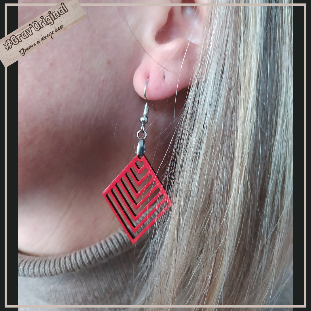 Boucle d'oreille en bois #9 - fabrication artisanale faite en France