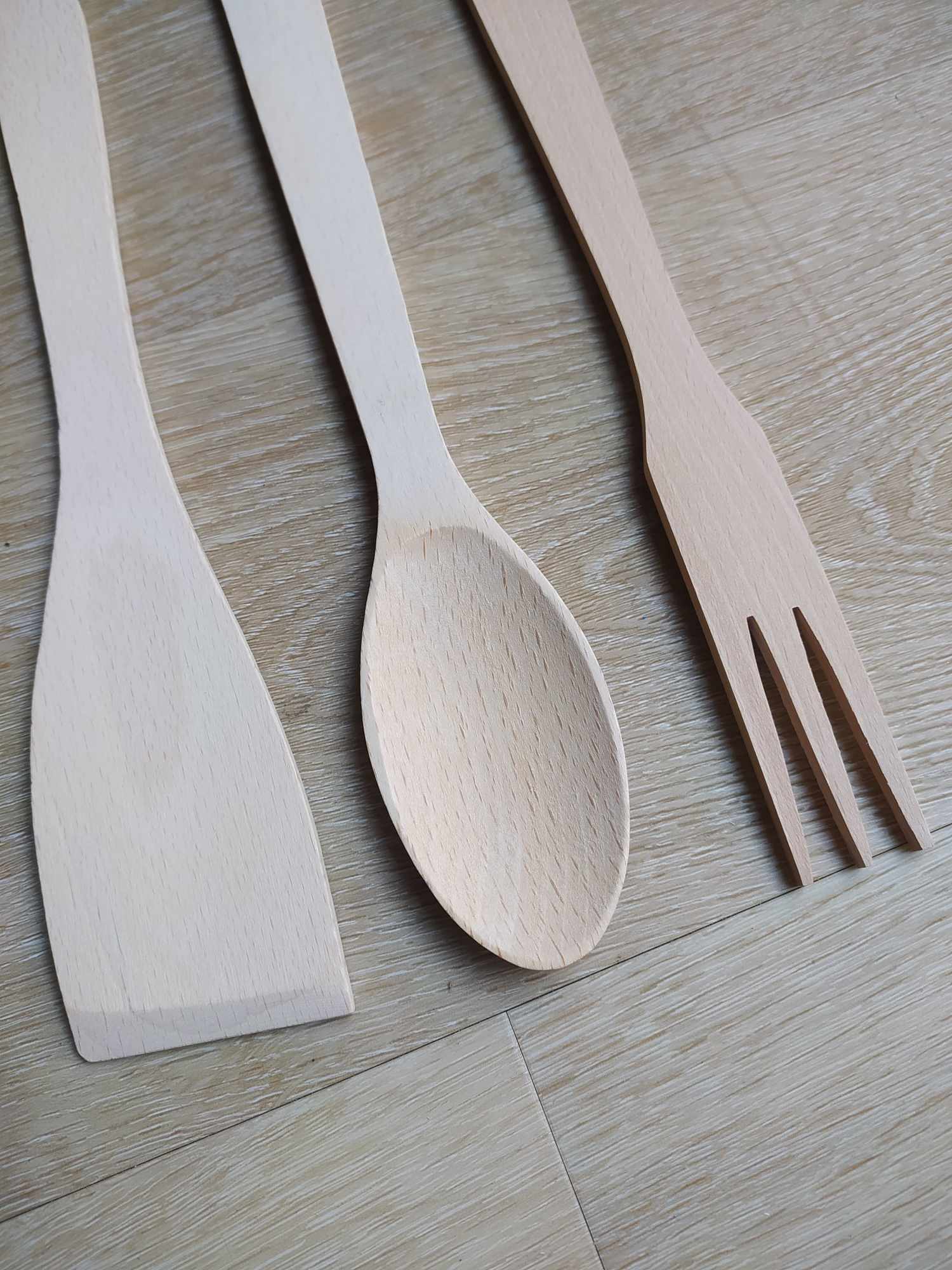 Ustensiles de cuisine en bois