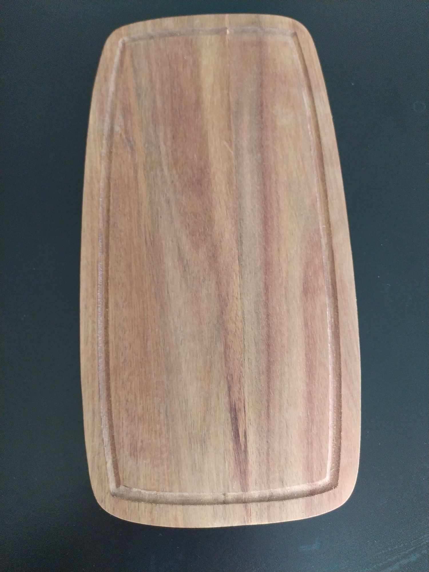 Planche de service en bois d'acacia