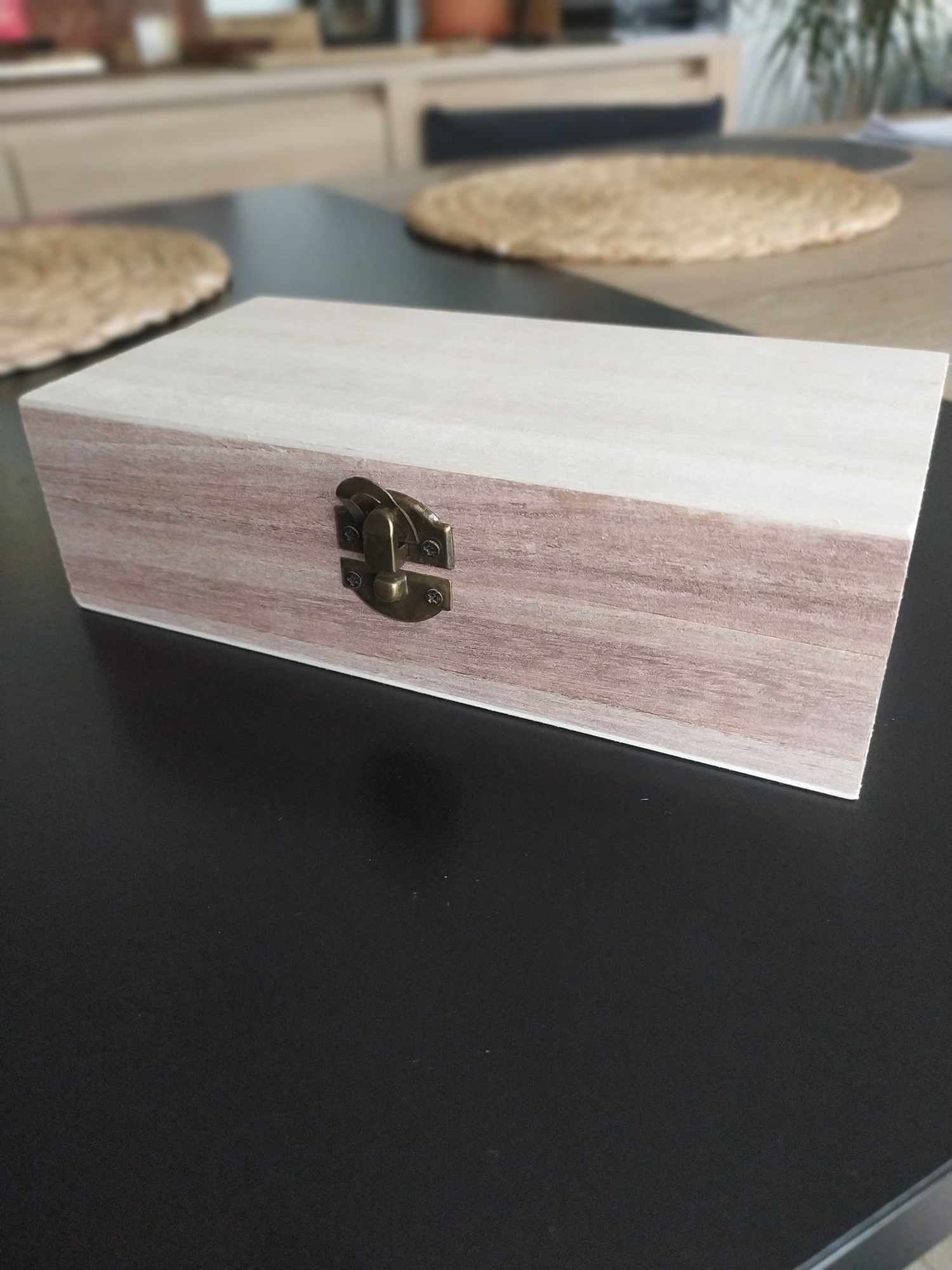 Boîte en bois