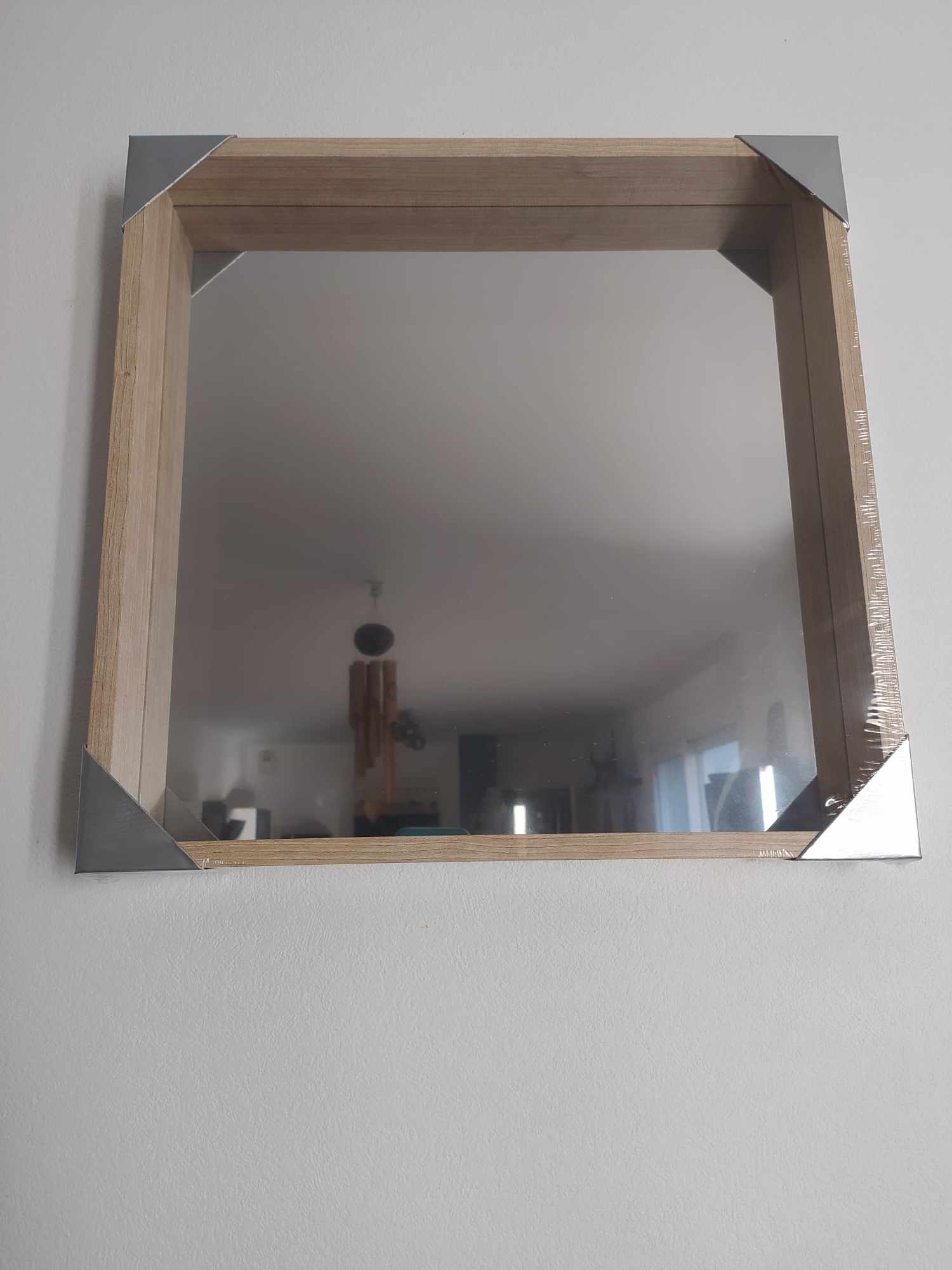 Miroir avec cadre 