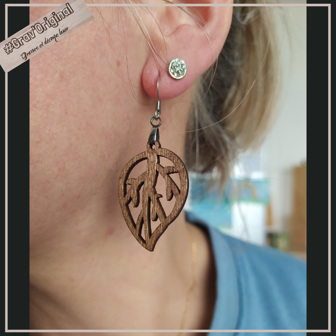 Boucles d'oreille en bois #25 - très légères, fabrication artisanale faite en France