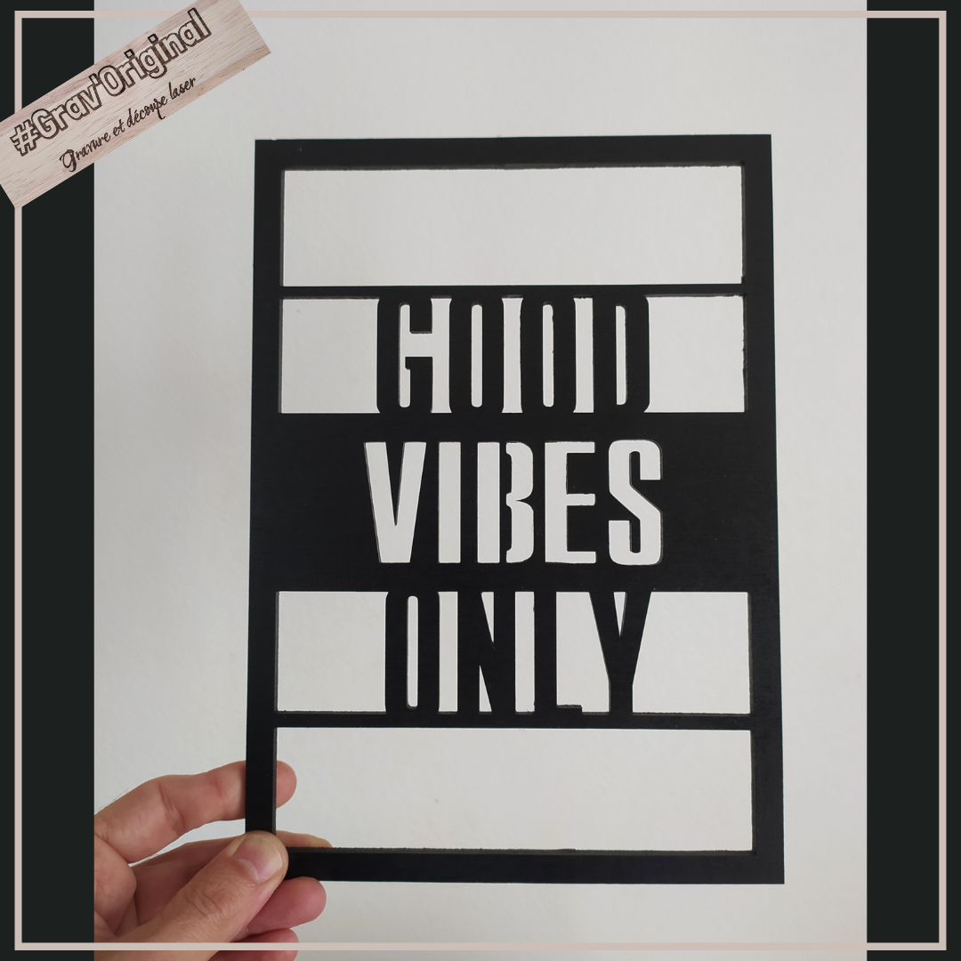 Décoration murale en bois "Good vibes only"