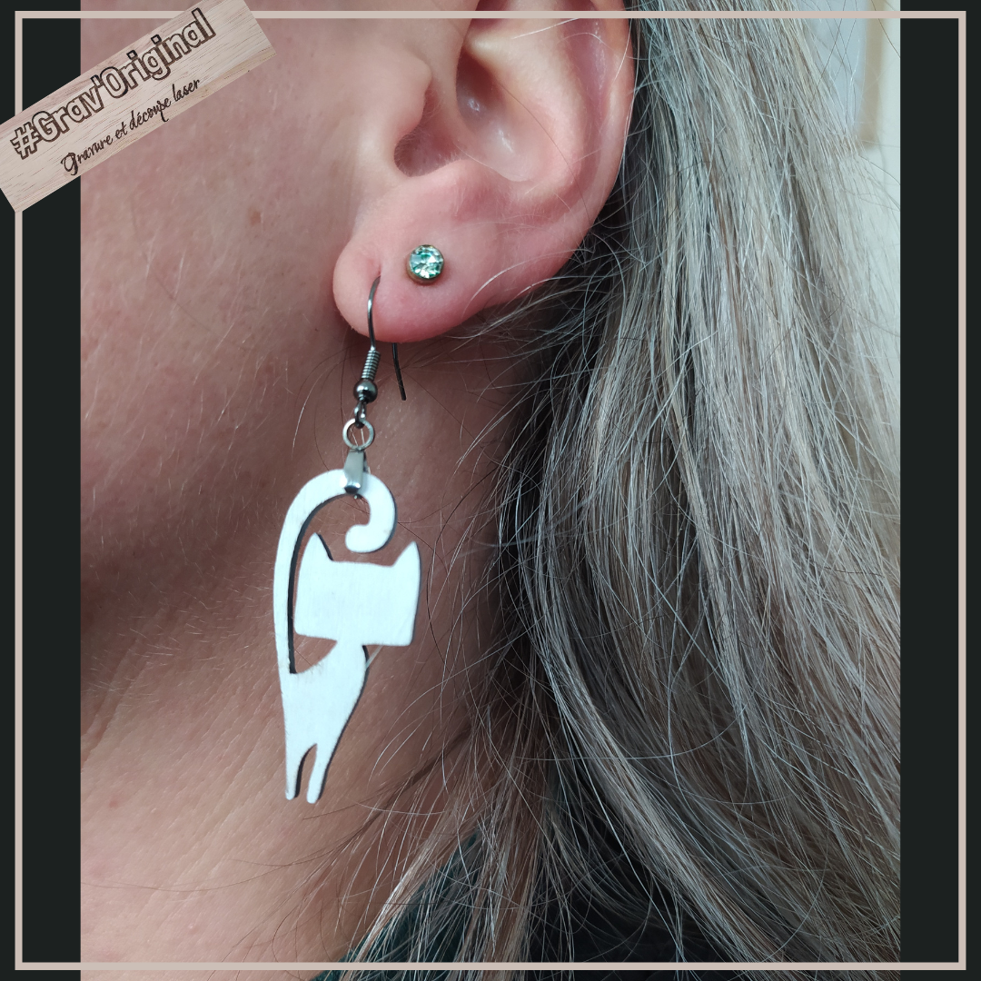 Boucles d'oreilles "chat" - en bois ultra légère 