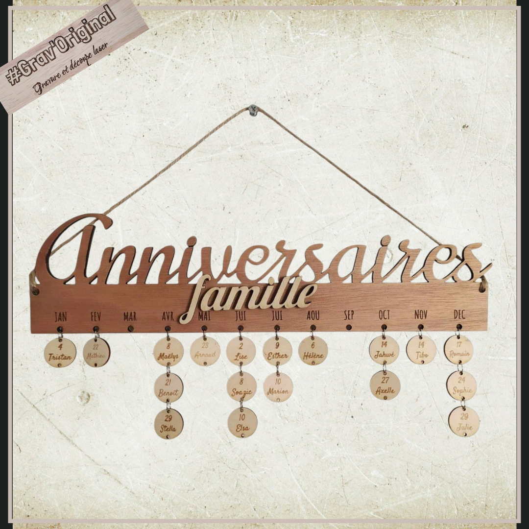 Calendrier d'anniversaires en bois 
