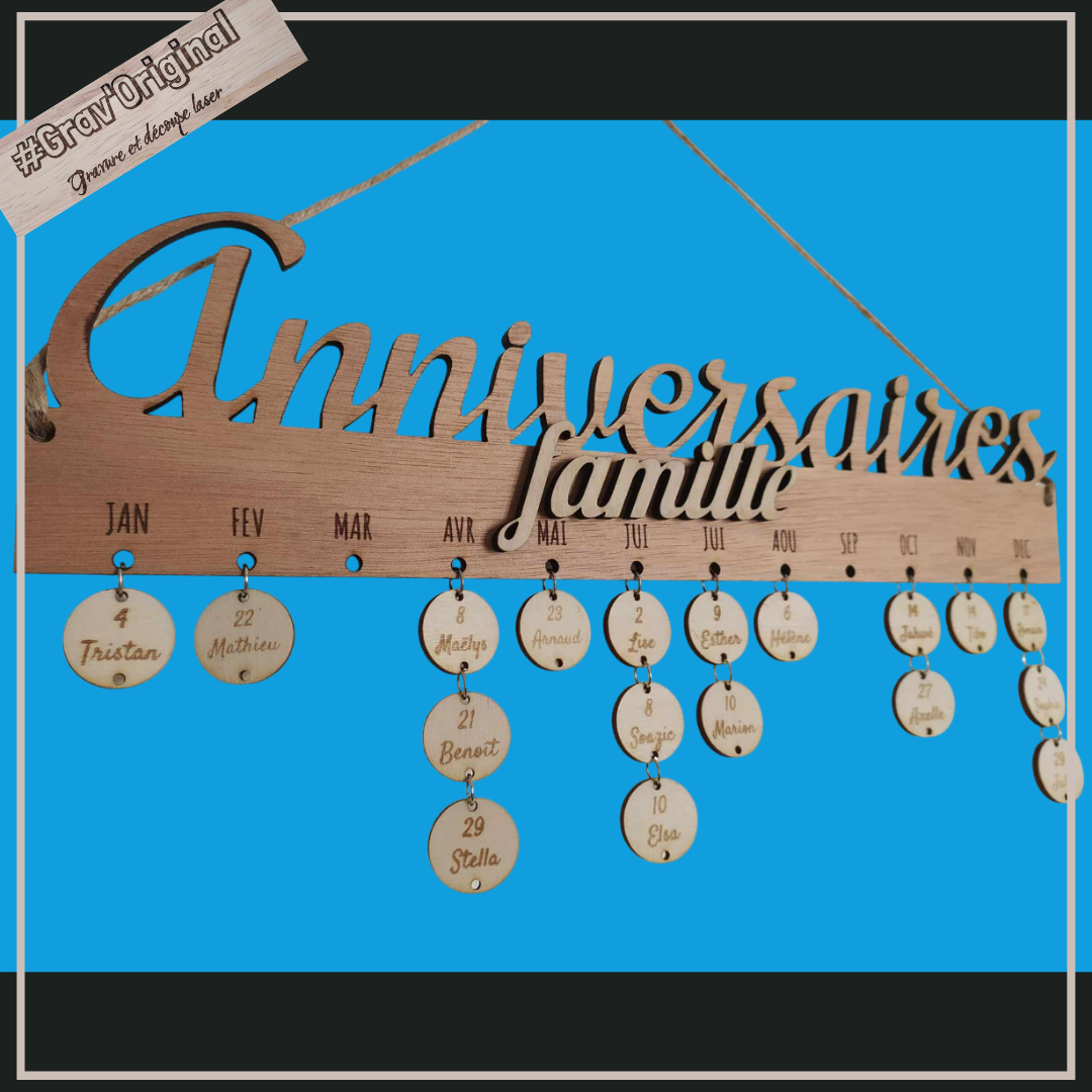 Calendrier d'anniversaires en bois 