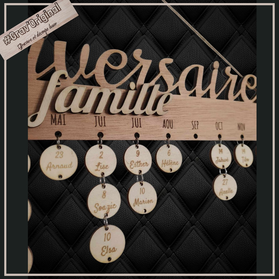 Calendrier d'anniversaires en bois 