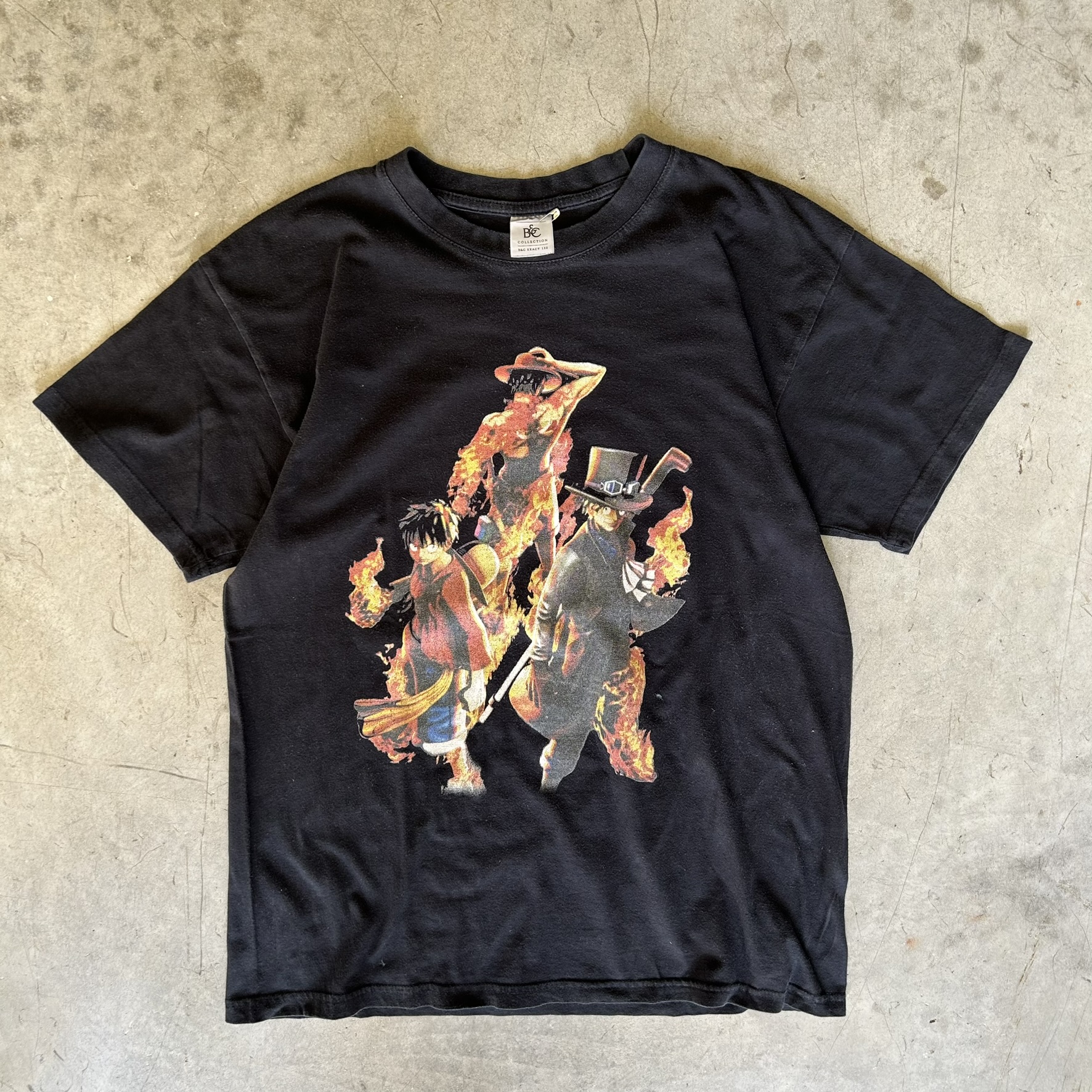 Vintage Graphic Tee (M)