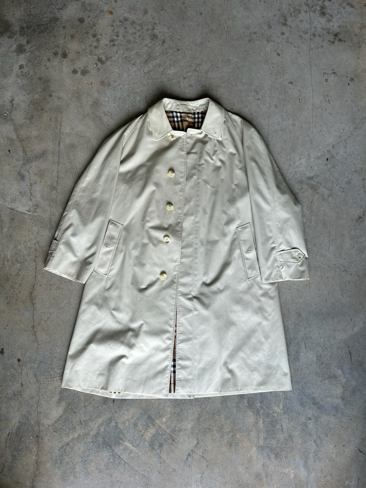 Burberrys Trench (L)