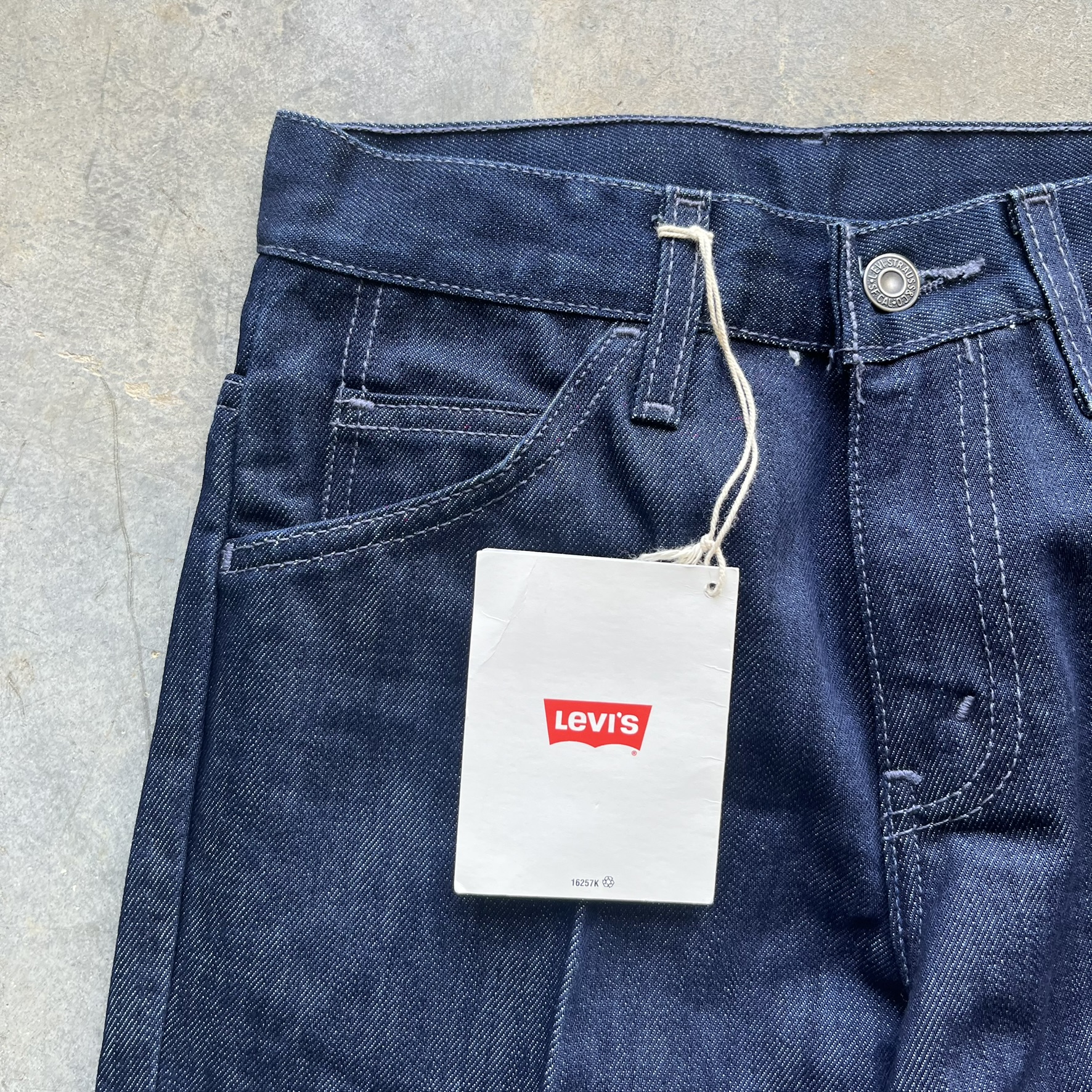 Levi's Jeans (W26)